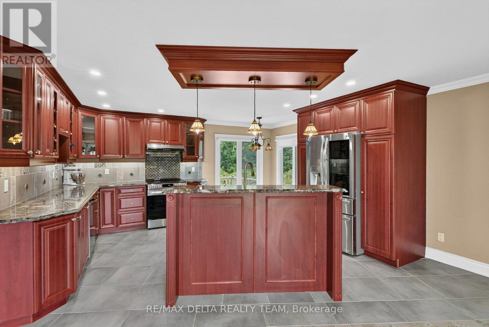 1821 Ch Bercier Road Property Photo 25