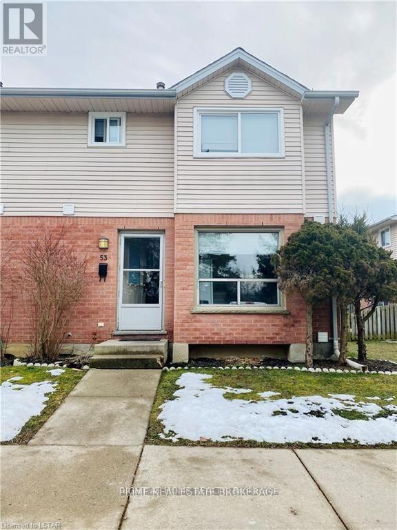 595 Third Street N Property Photo 1