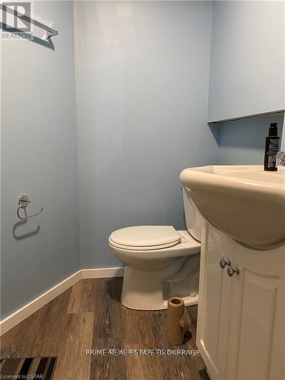 595 Third Street N Property Photo 9
