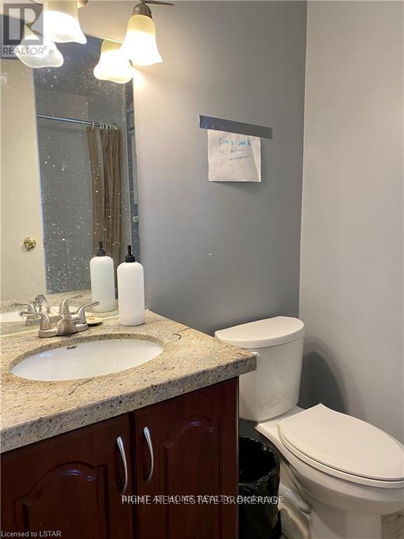 595 Third Street N Property Photo 11