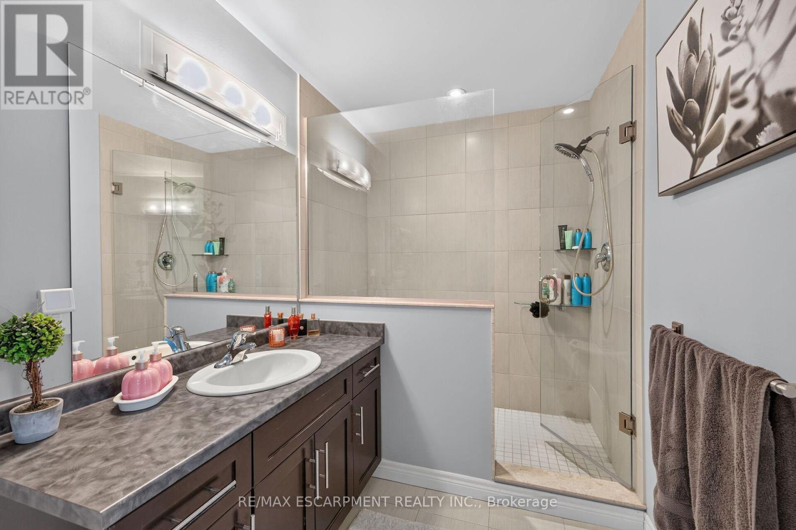 68 Garinger Crescent Property Photo 25