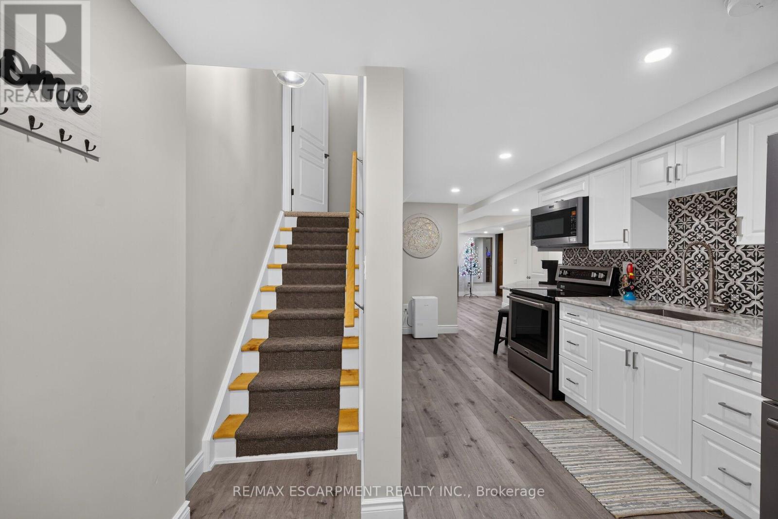 68 Garinger Crescent Property Photo 33
