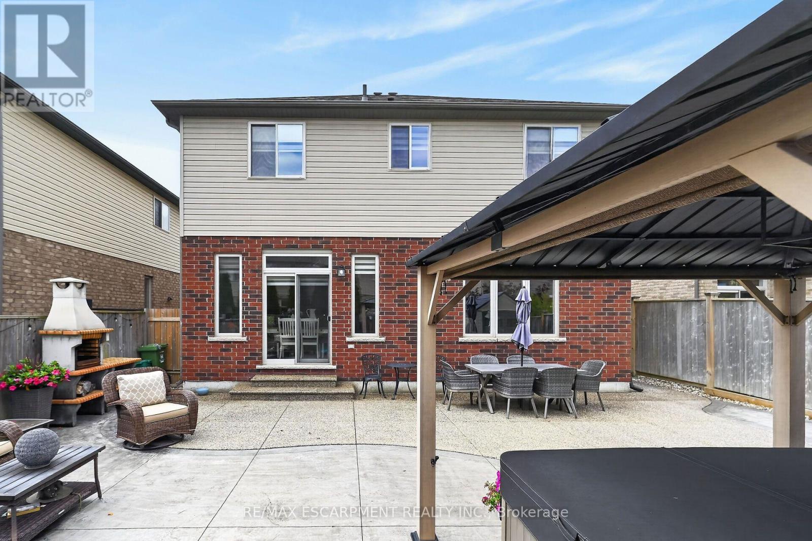 68 Garinger Crescent Property Photo 42