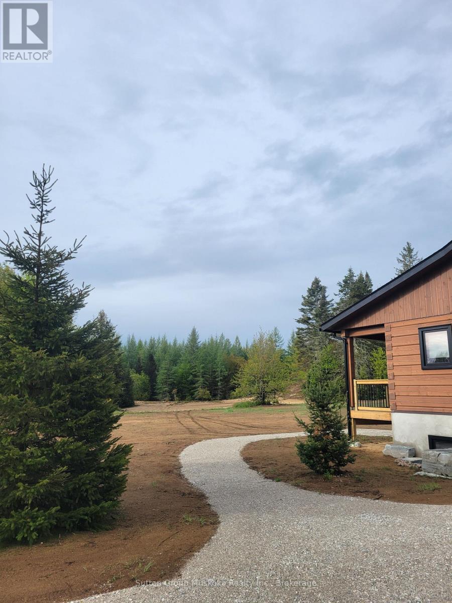 1765 Machar Strong Boundary Road Property Photo 8