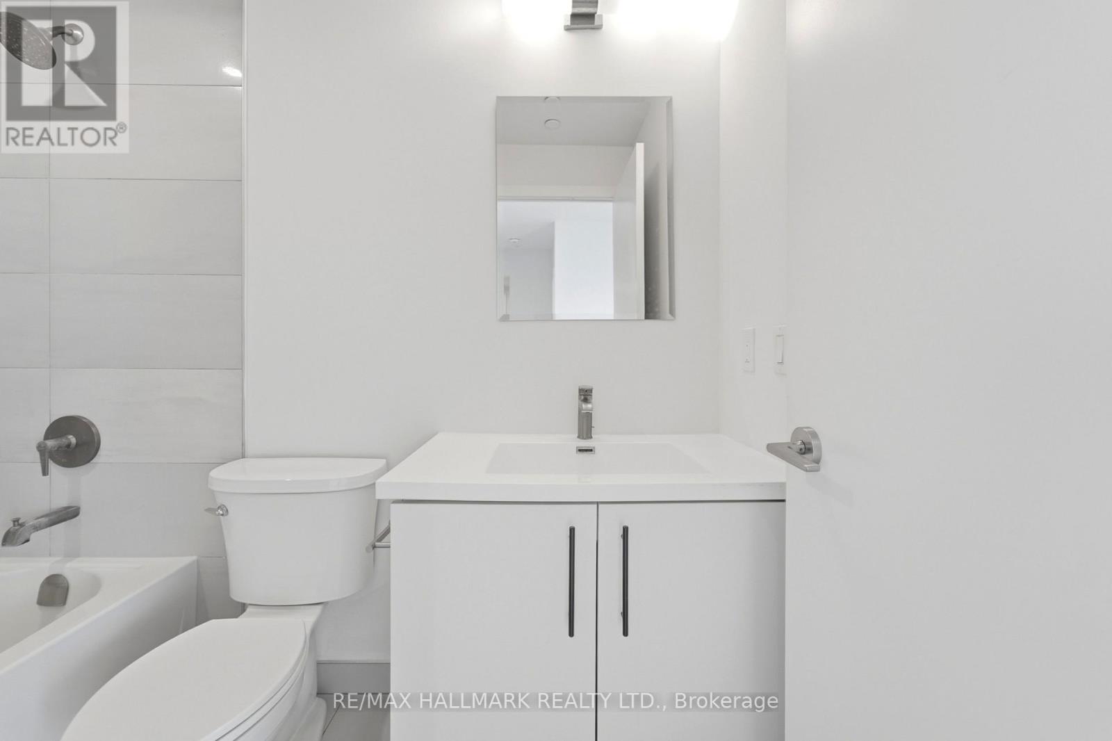 1406 - 5 Wellington Street S Property Photo 20