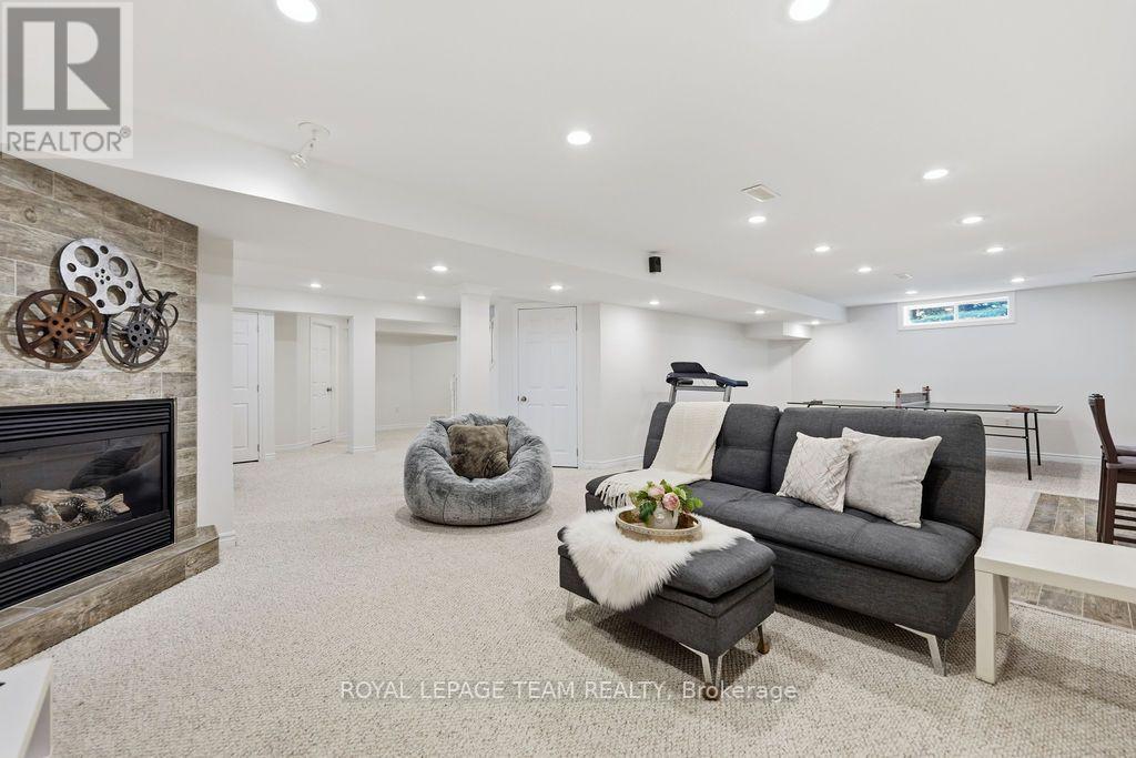 13 Riverstone Drive Property Photo 38