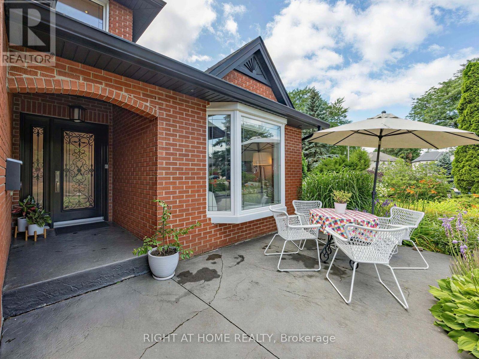 608 Highvalley Road Property Photo 4