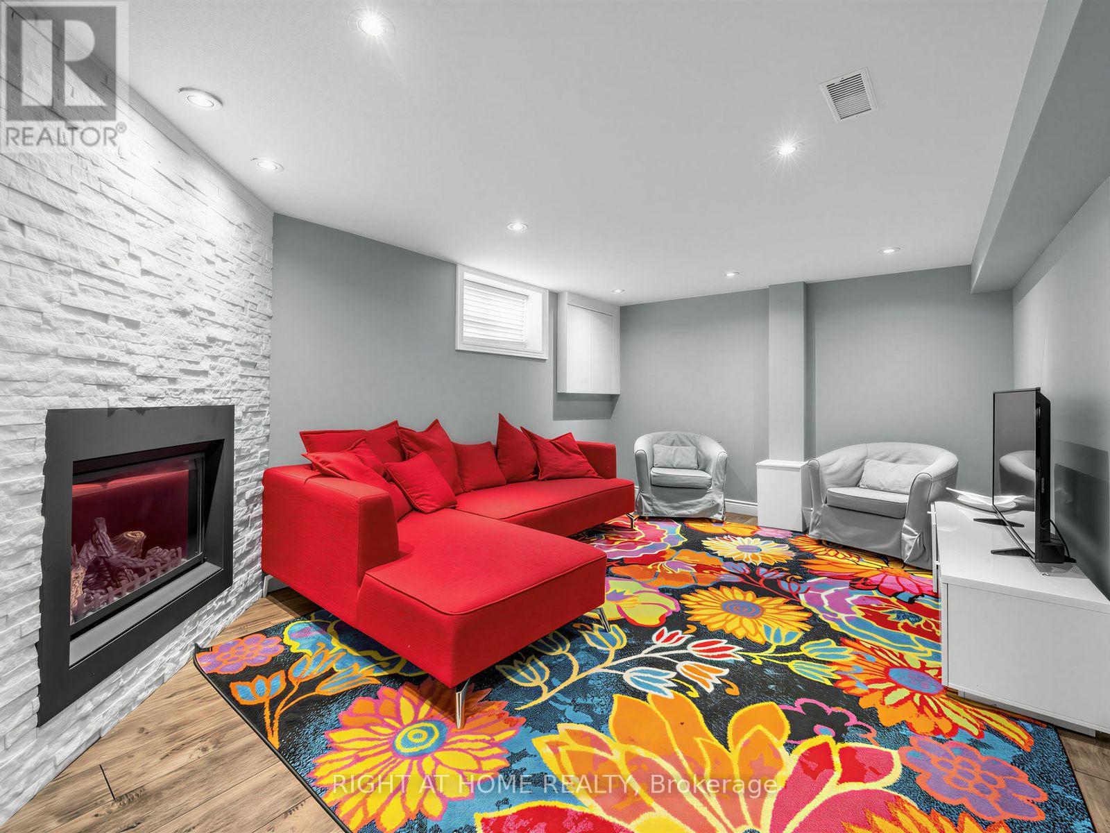 608 Highvalley Road Property Photo 29