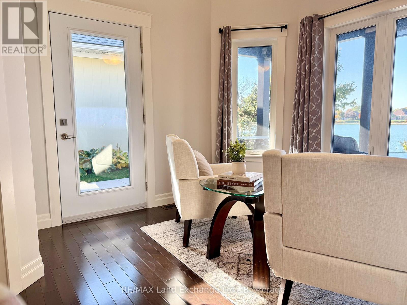229 Carloway Trail Property Photo 7