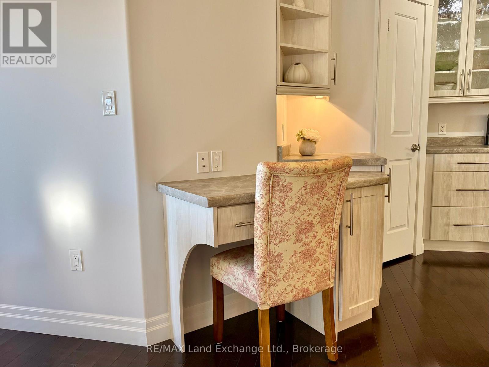 229 Carloway Trail Property Photo 10