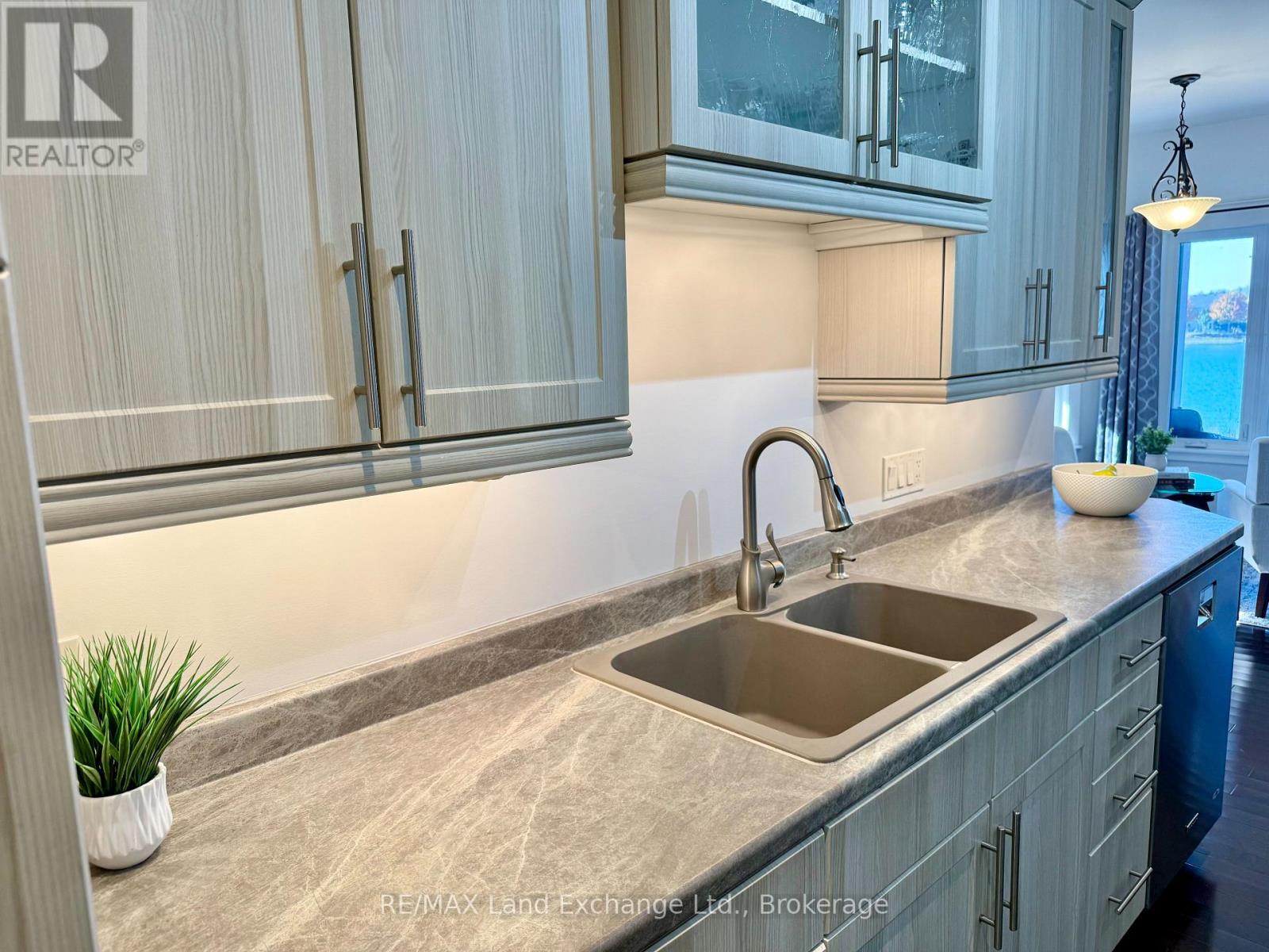 229 Carloway Trail Property Photo 14