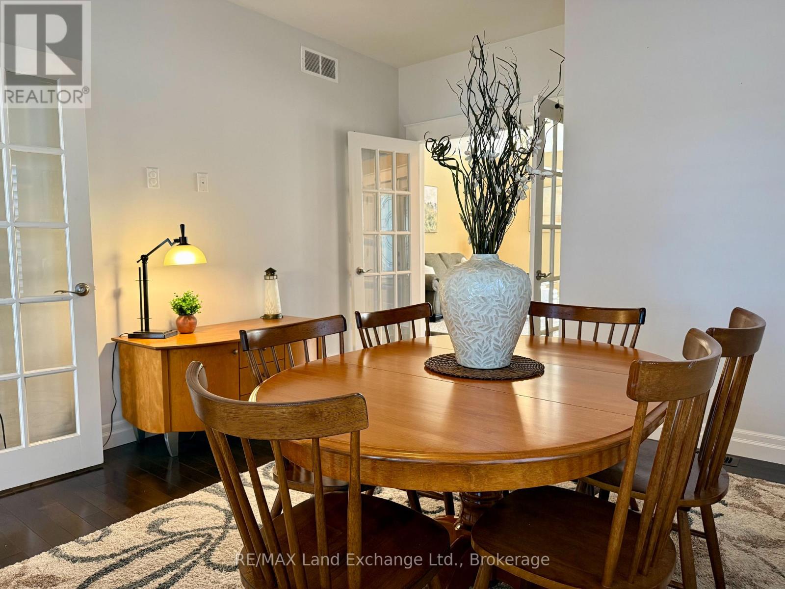 229 Carloway Trail Property Photo 17