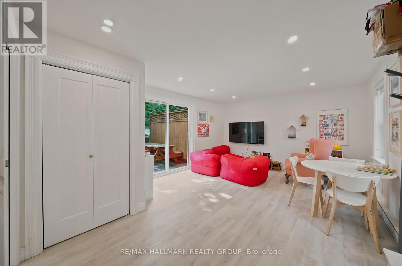 71 Union Street Property Photo 6
