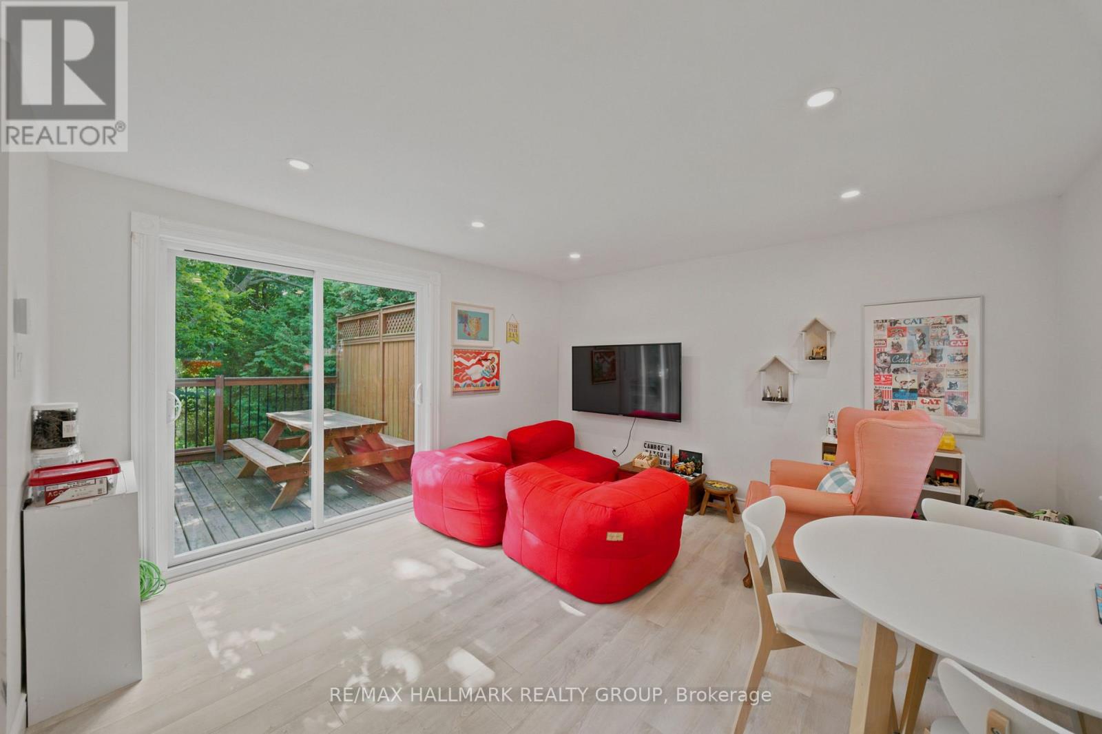 71 Union Street Property Photo 7