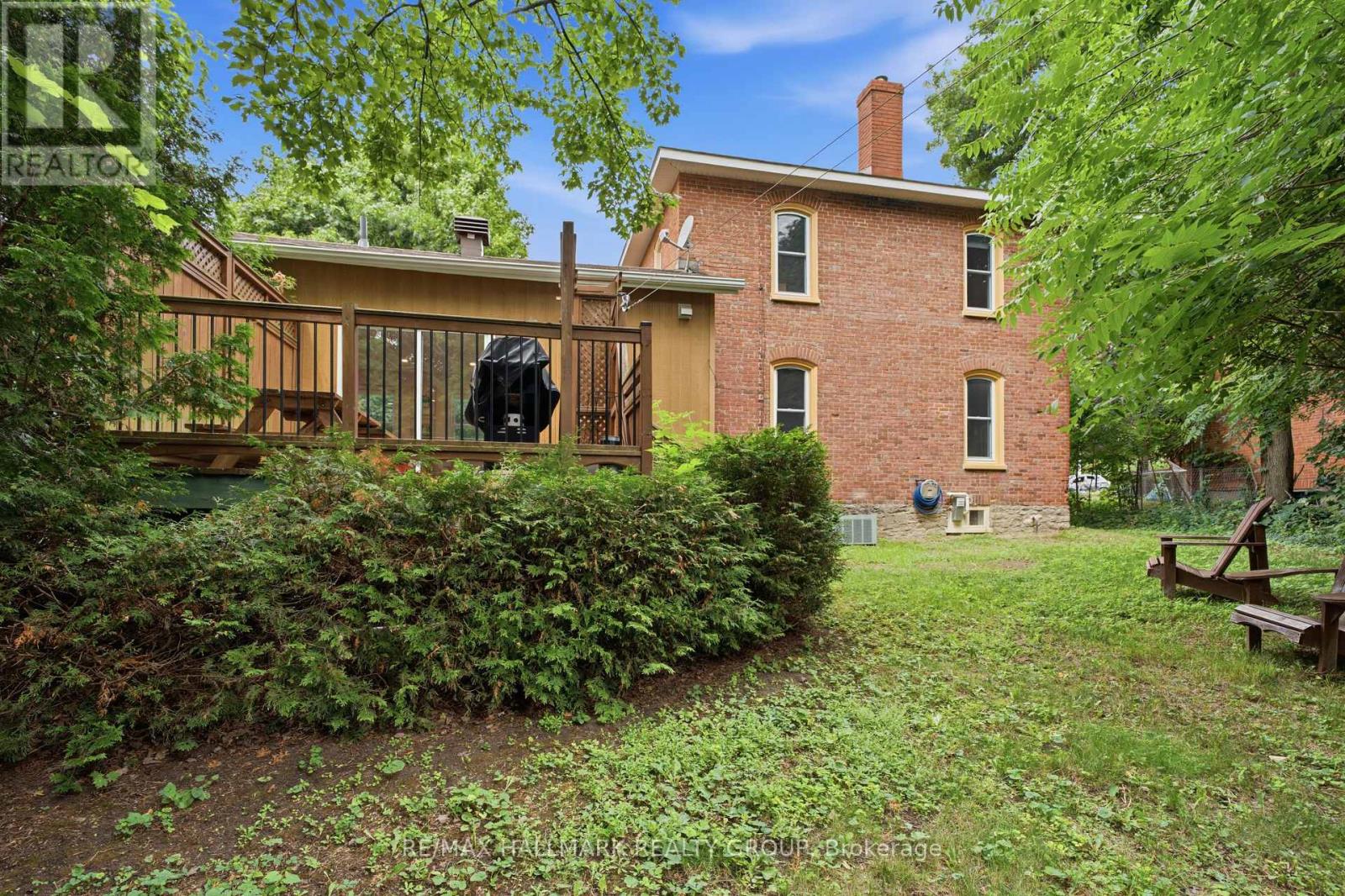 71 Union Street Property Photo 32