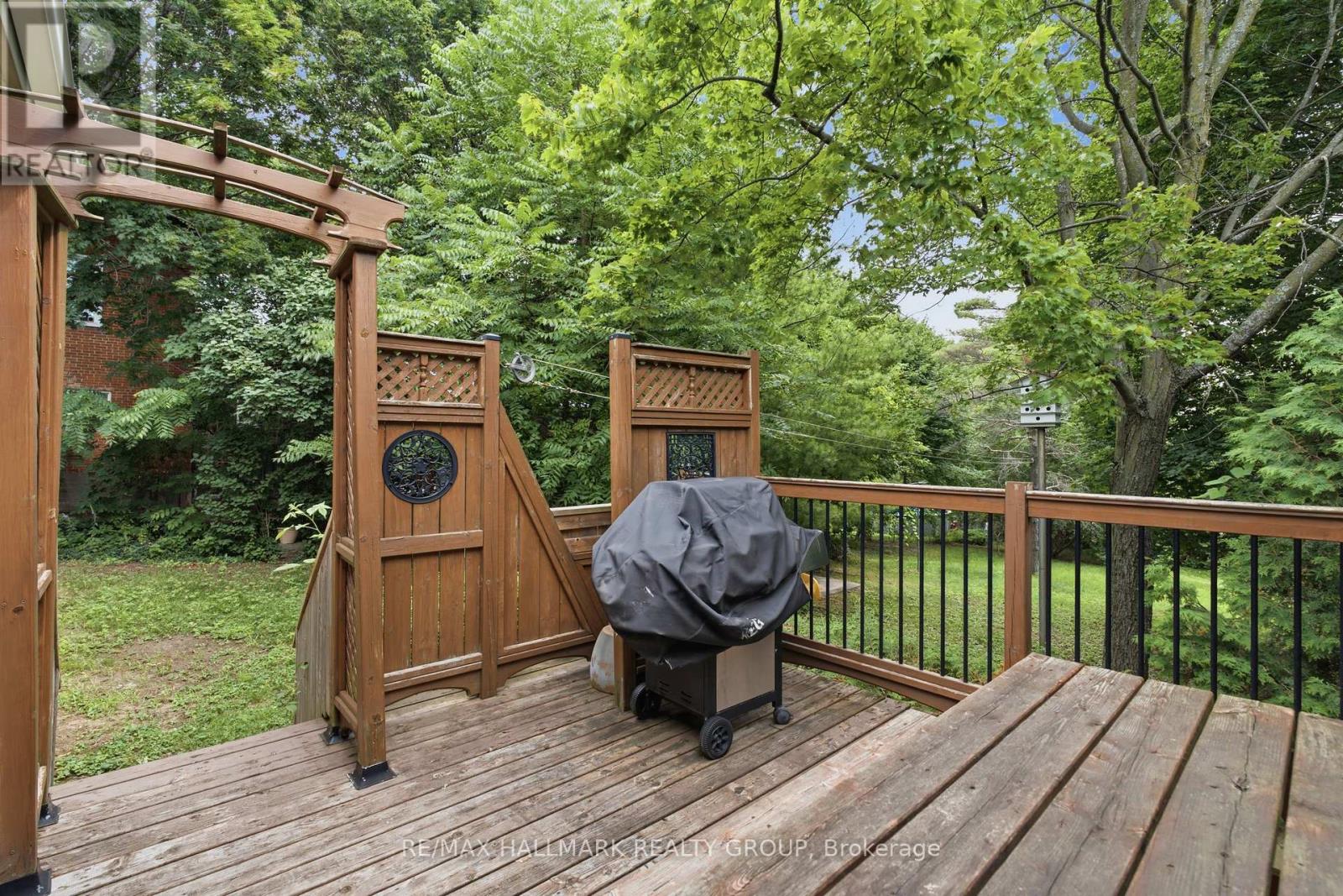 71 Union Street Property Photo 35