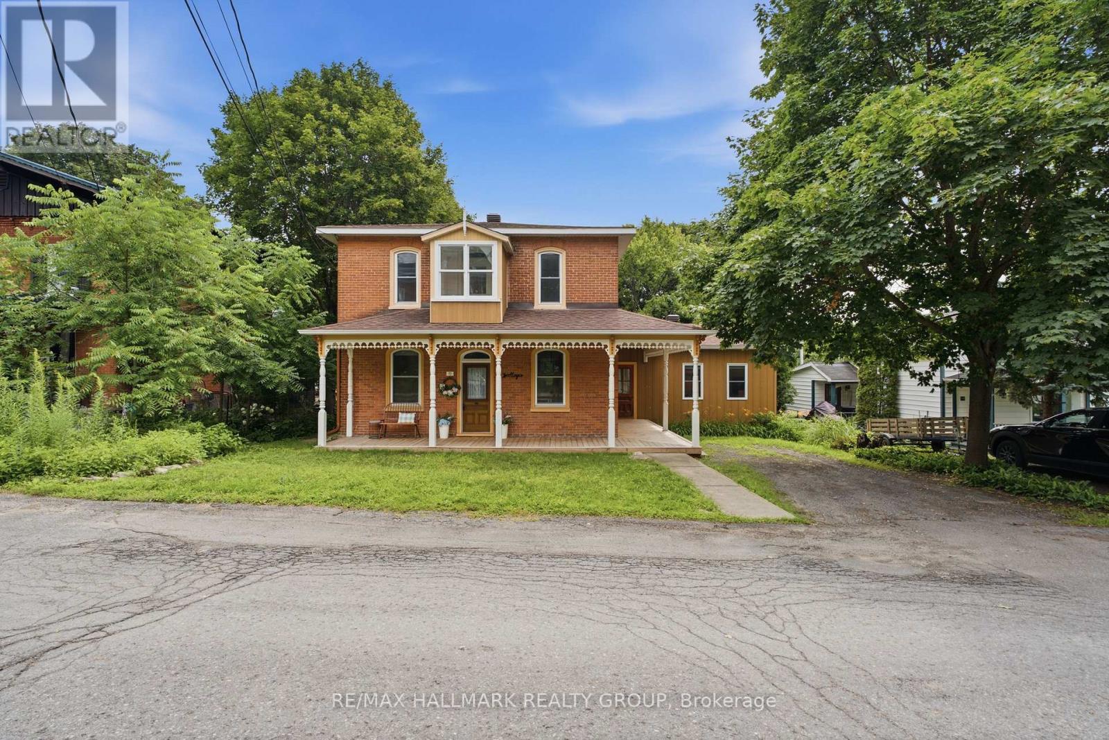 71 Union Street Property Photo 37