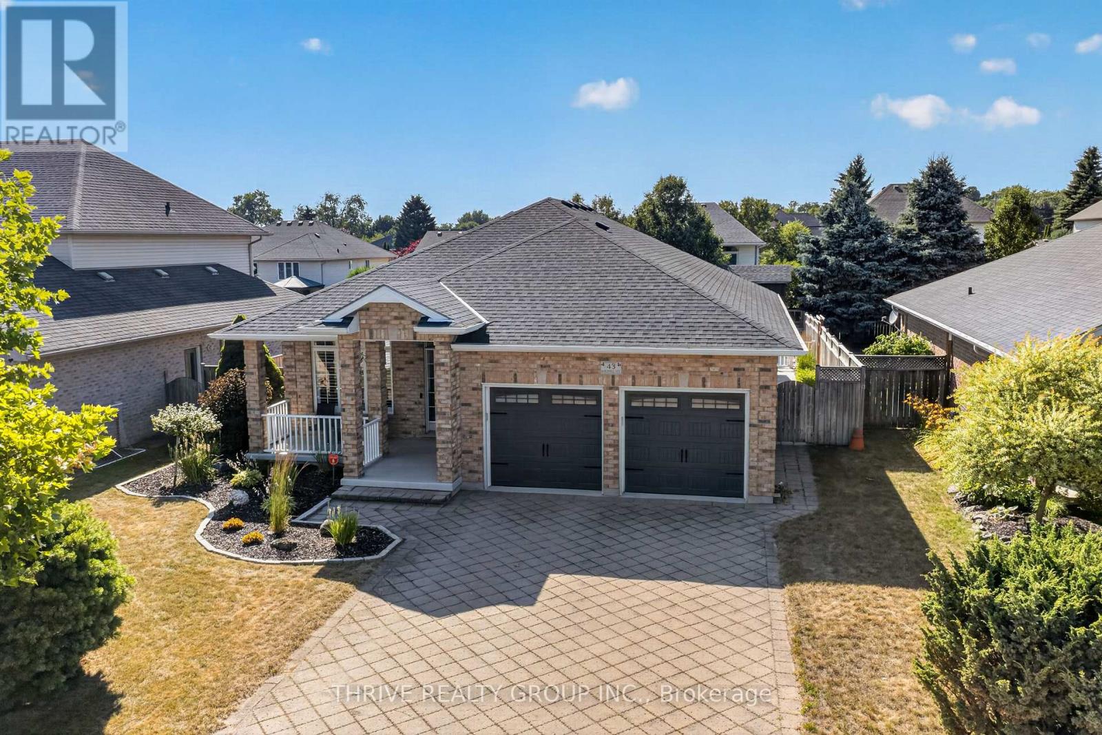 43 MAPLERIDGE CRESCENT Property Photo 1
