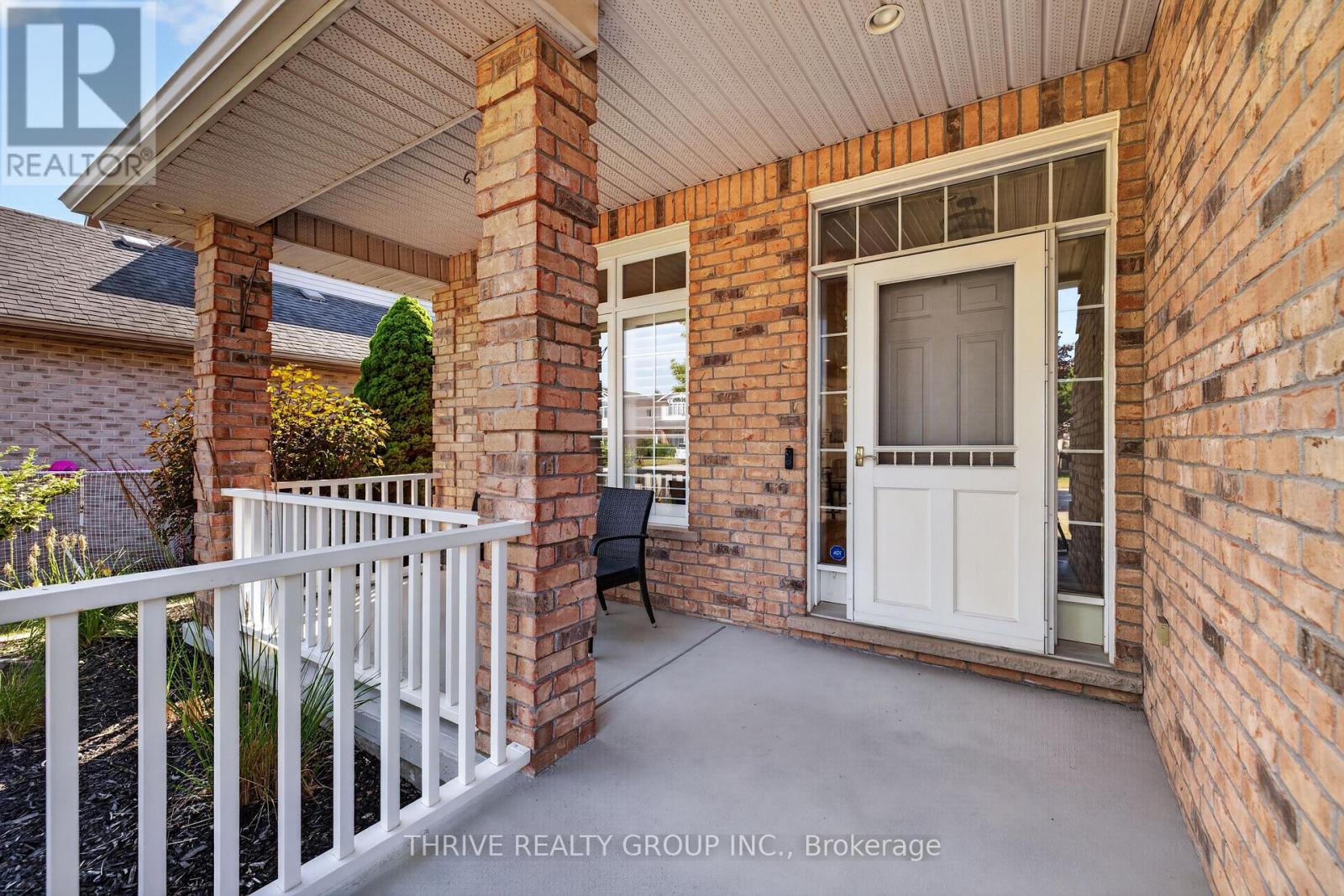 43 Mapleridge Crescent Property Photo 3
