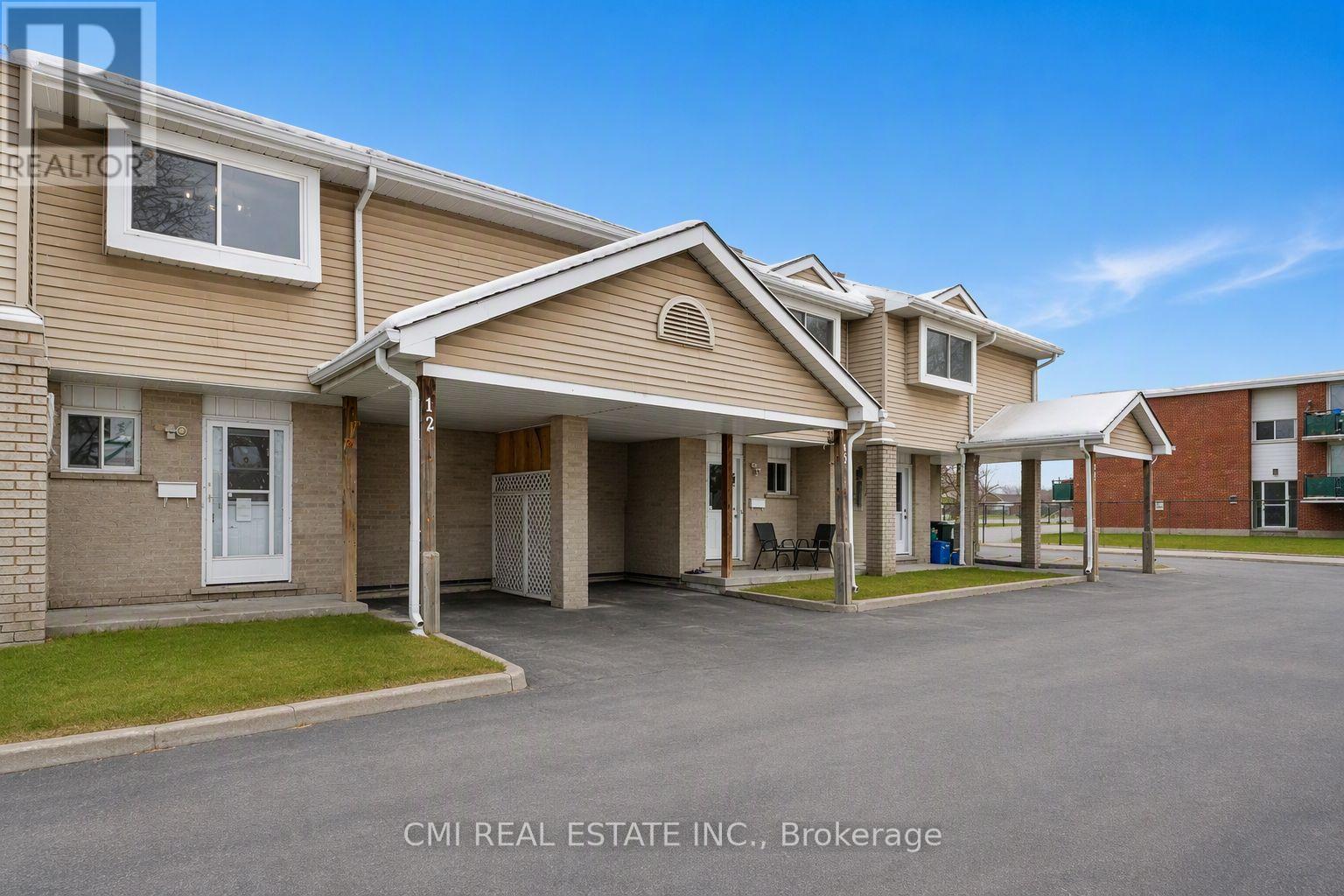 12 - 125 Sekura Crescent Property Photo 3