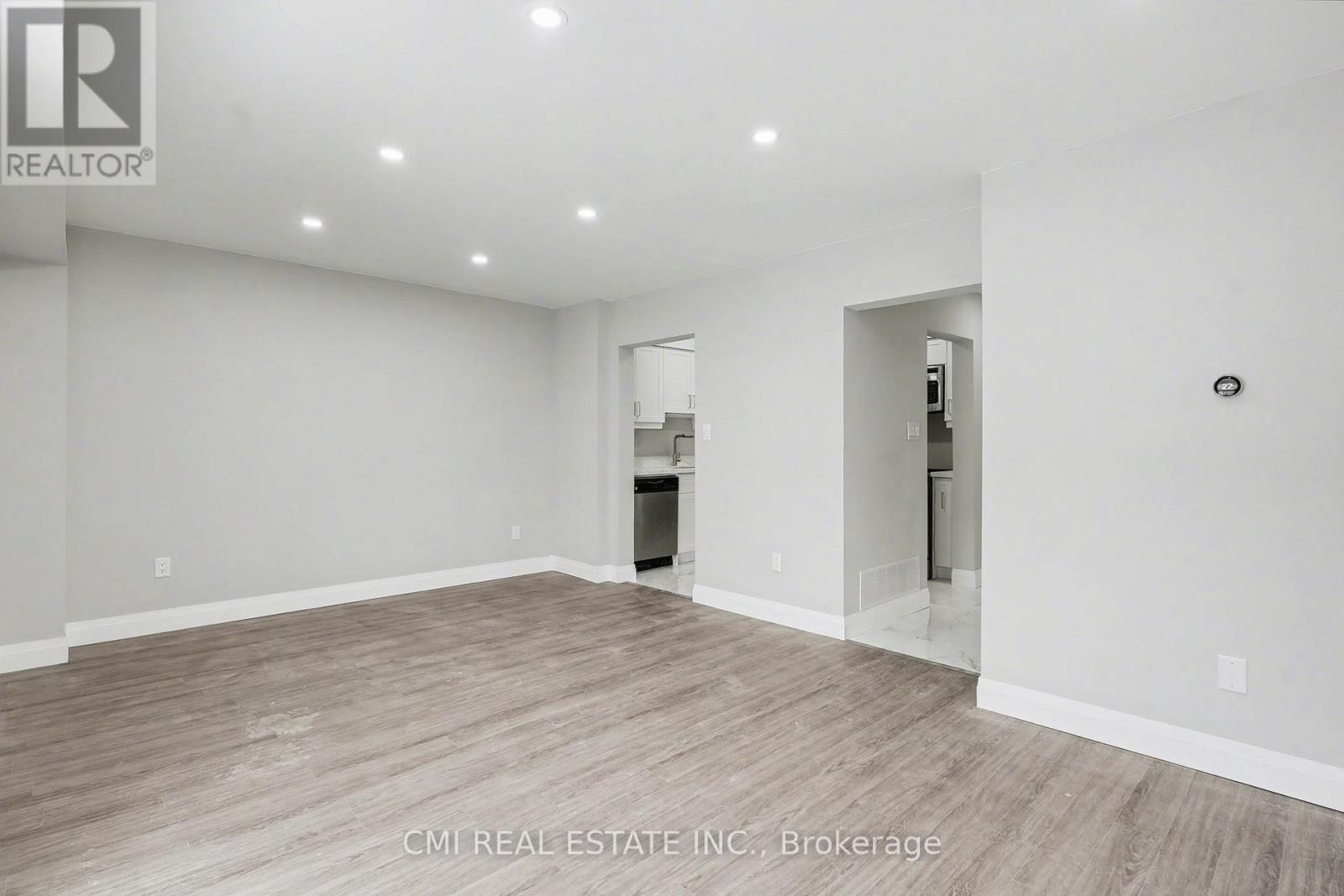 12 - 125 Sekura Crescent Property Photo 12