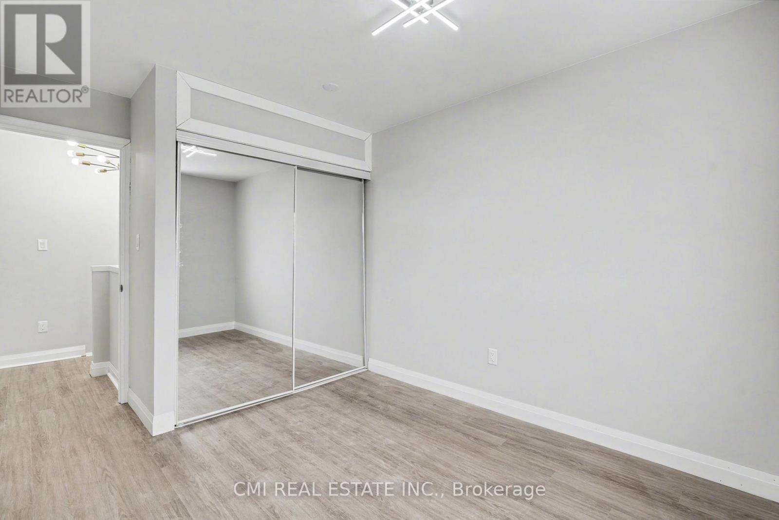 12 - 125 Sekura Crescent Property Photo 21