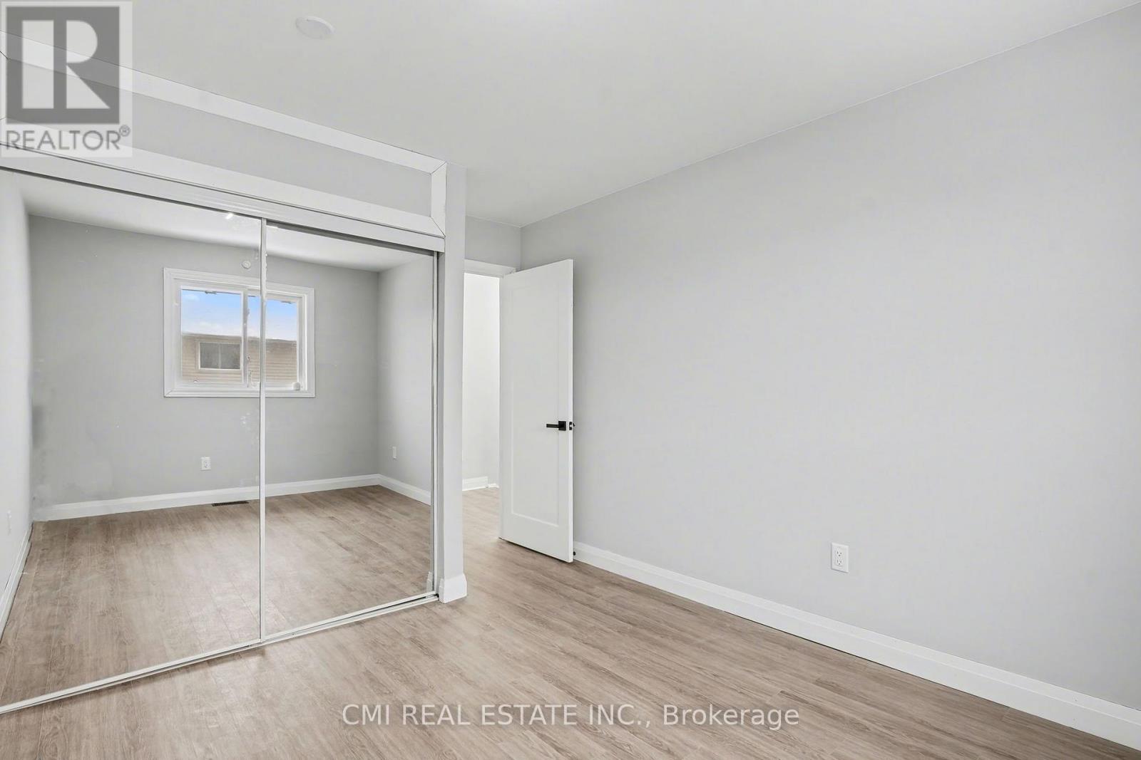12 - 125 Sekura Crescent Property Photo 25
