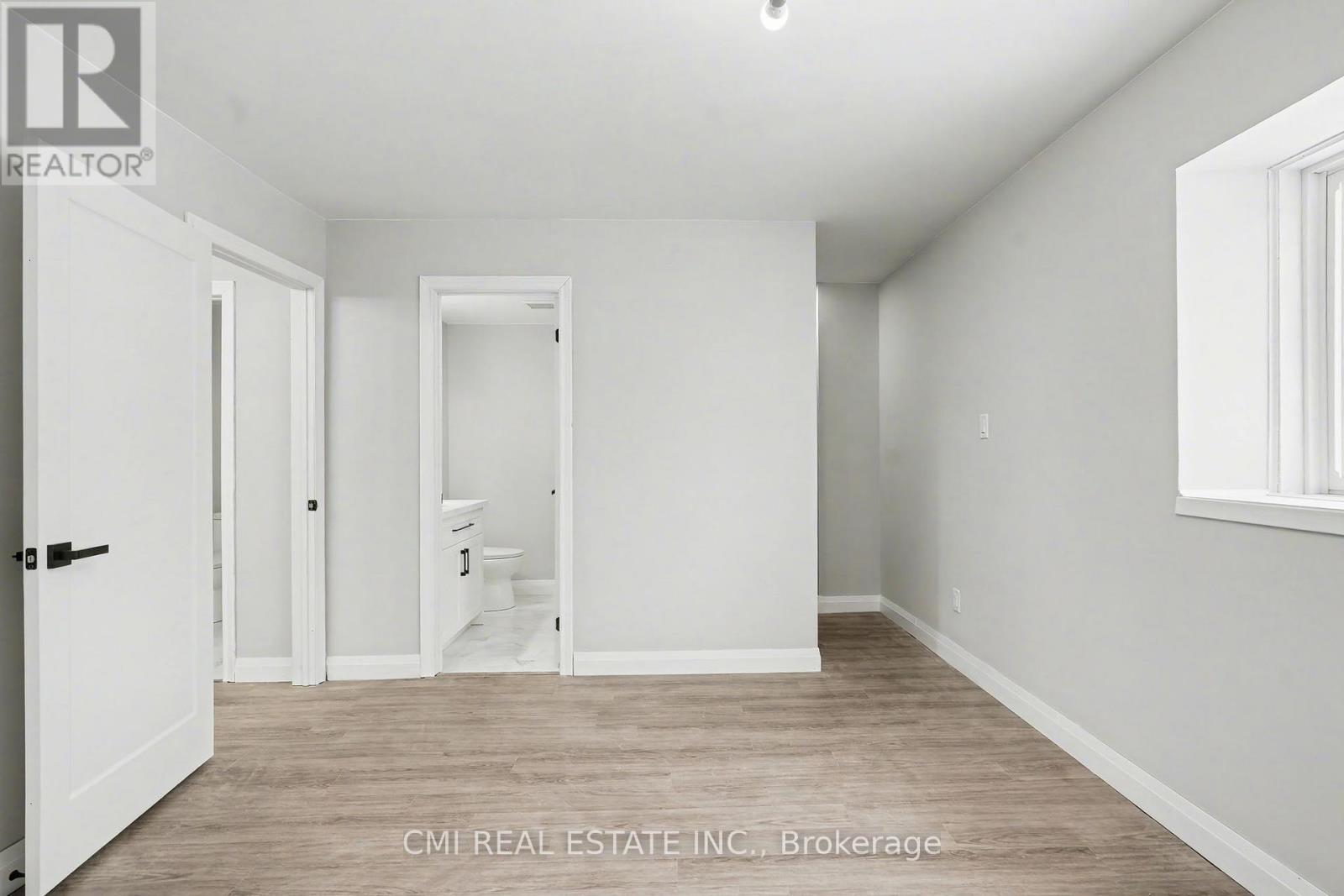12 - 125 Sekura Crescent Property Photo 30