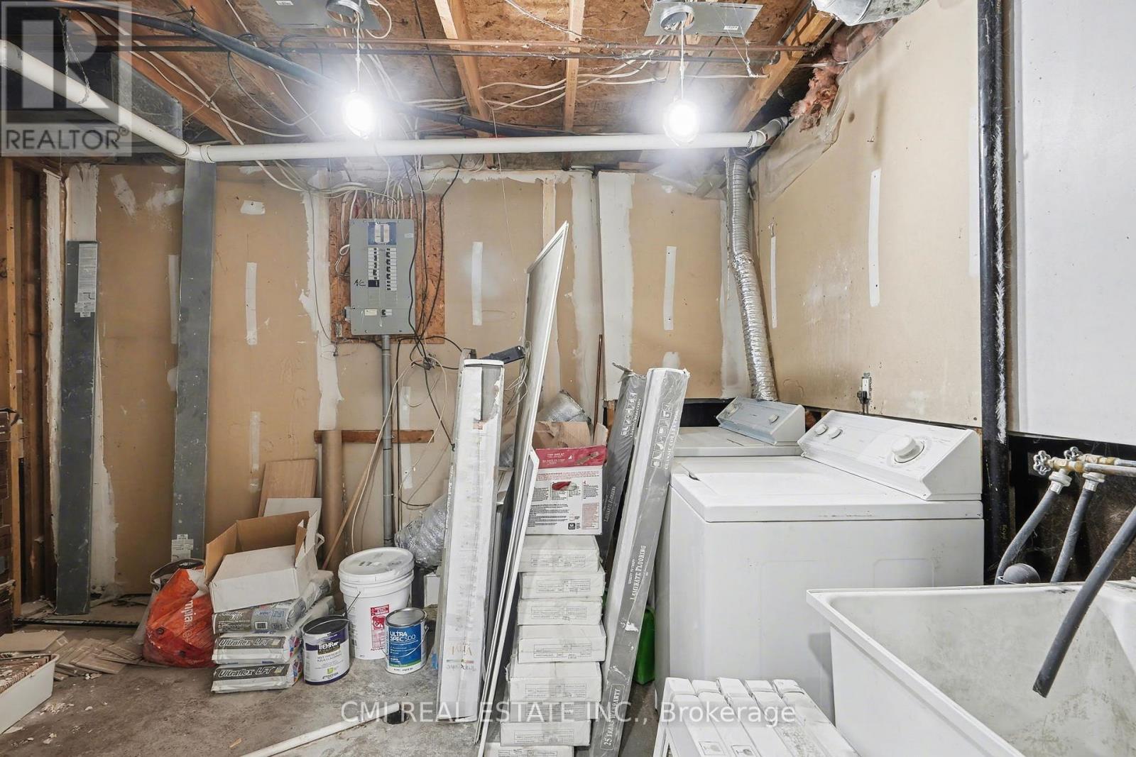12 - 125 Sekura Crescent Property Photo 38
