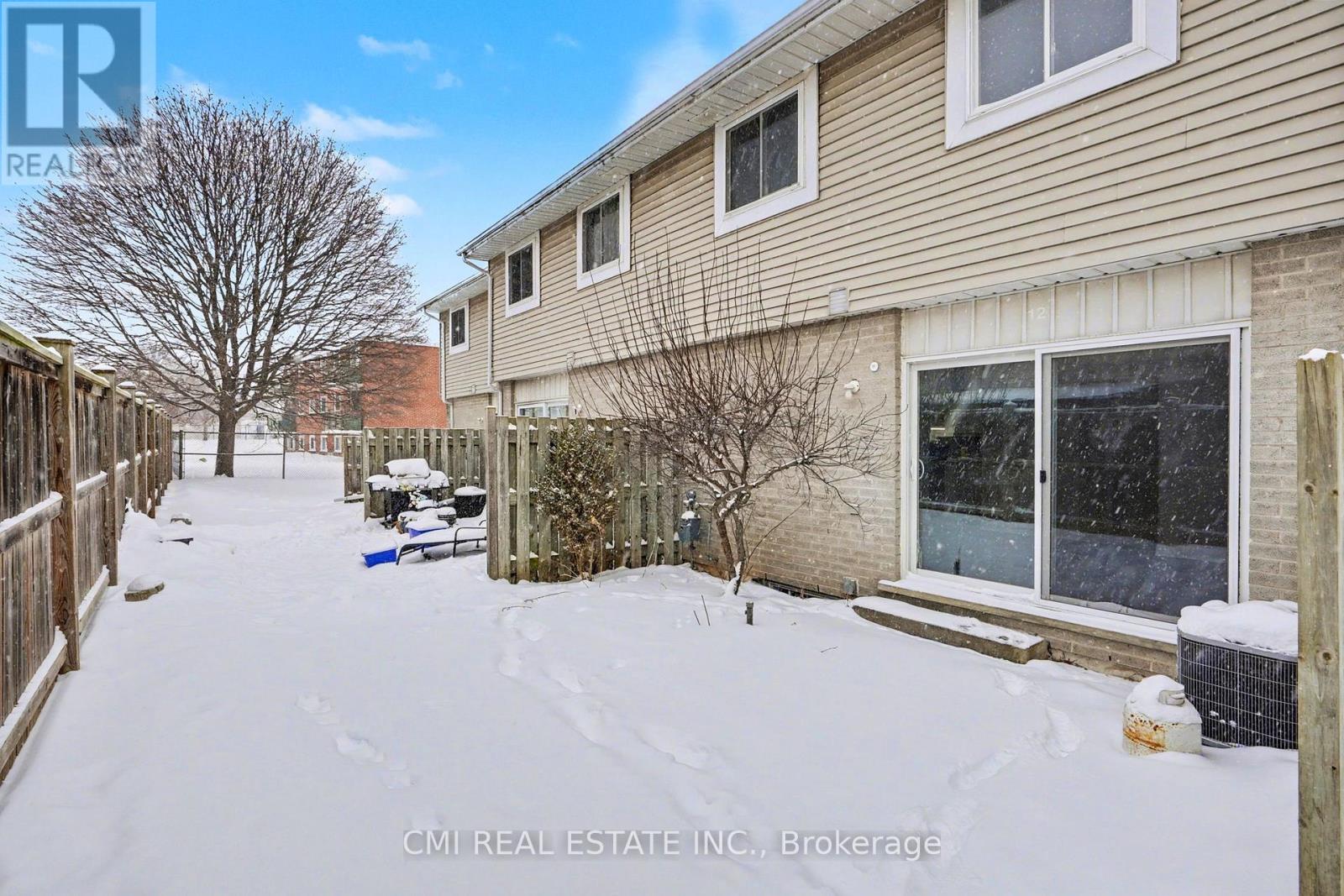 12 - 125 Sekura Crescent Property Photo 39