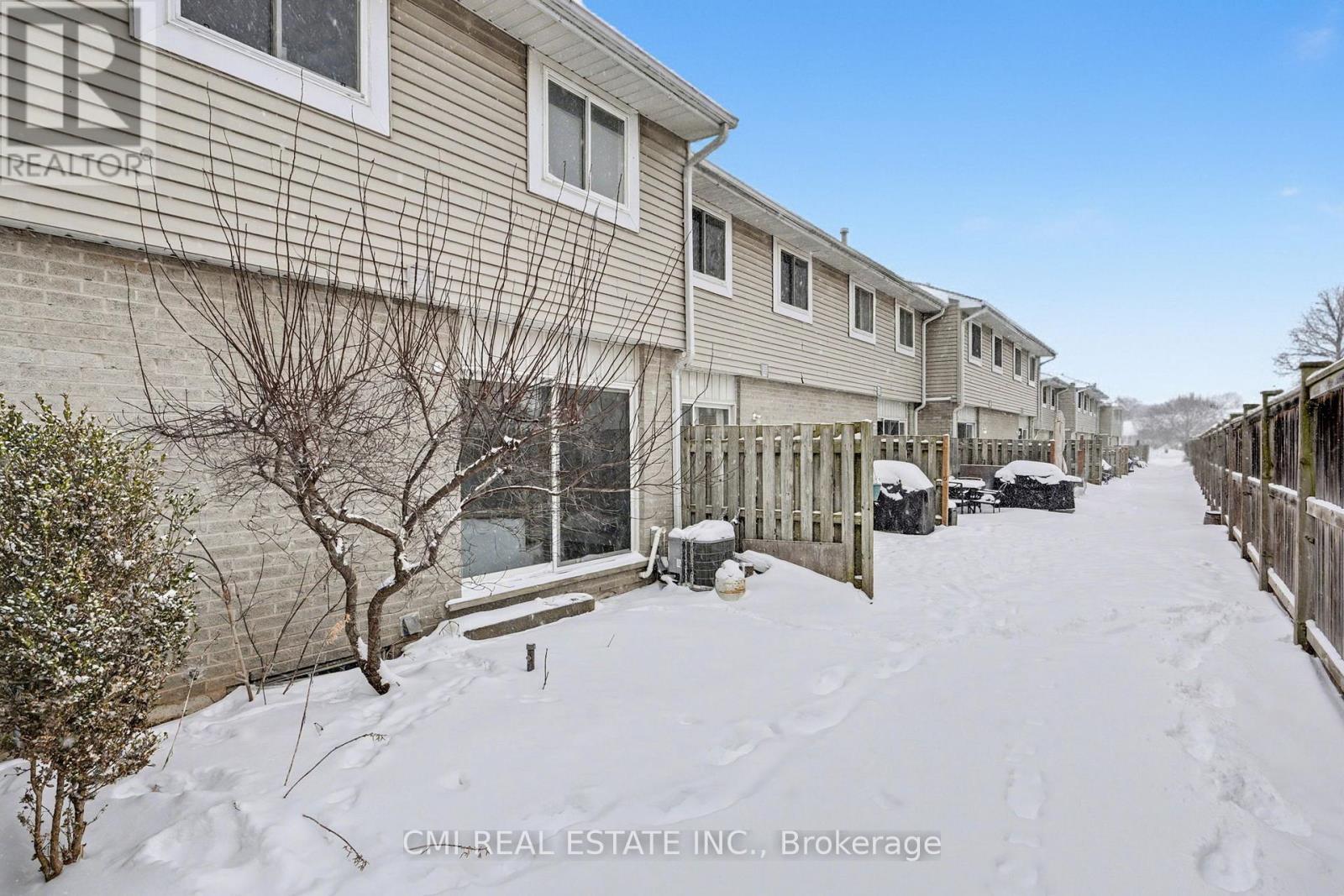 12 - 125 Sekura Crescent Property Photo 40