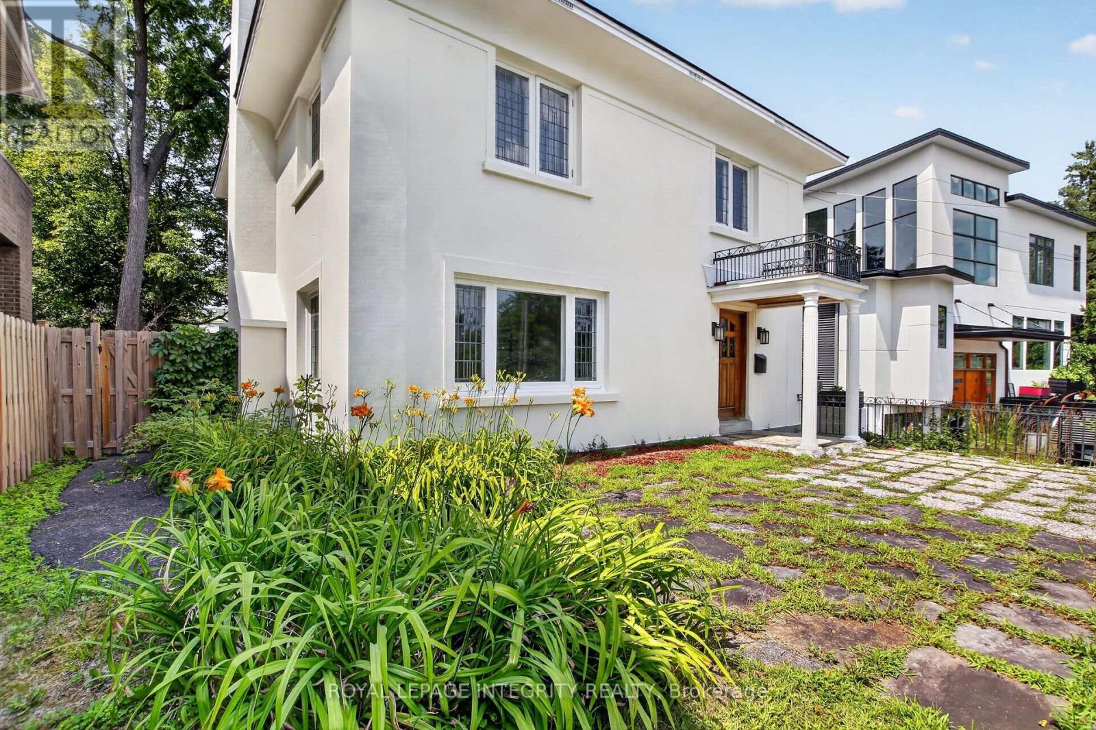 84 Riverdale Avenue Property Photo 4