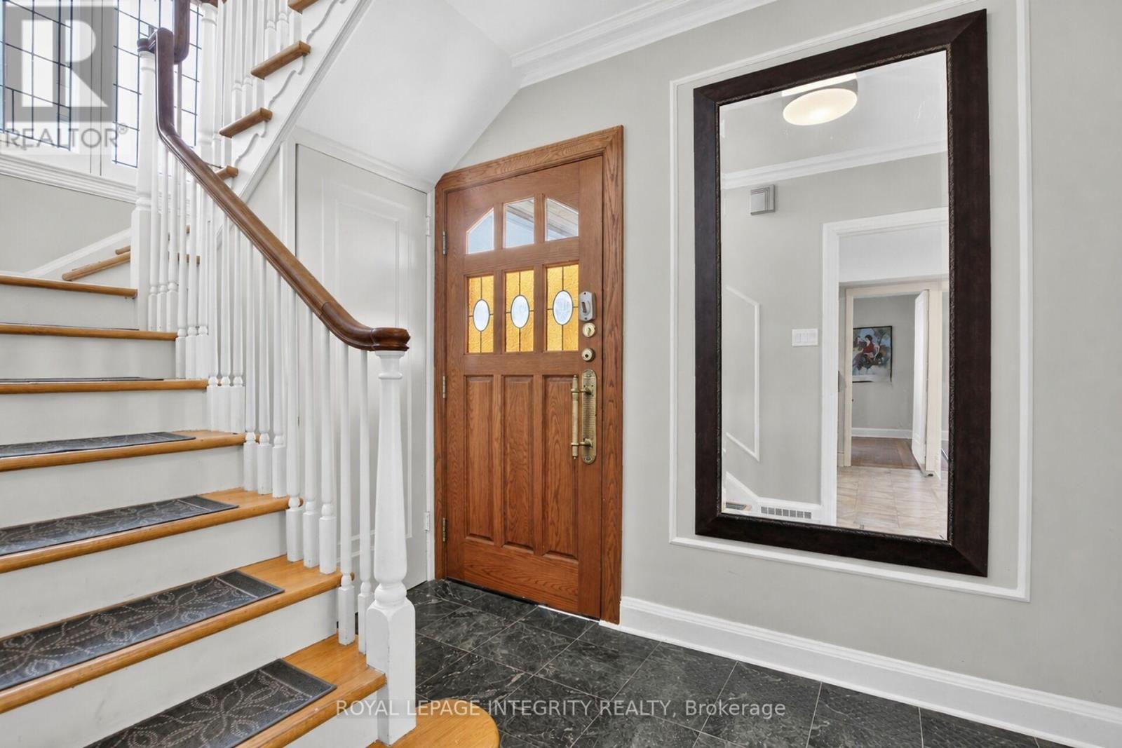 84 Riverdale Avenue Property Photo 6