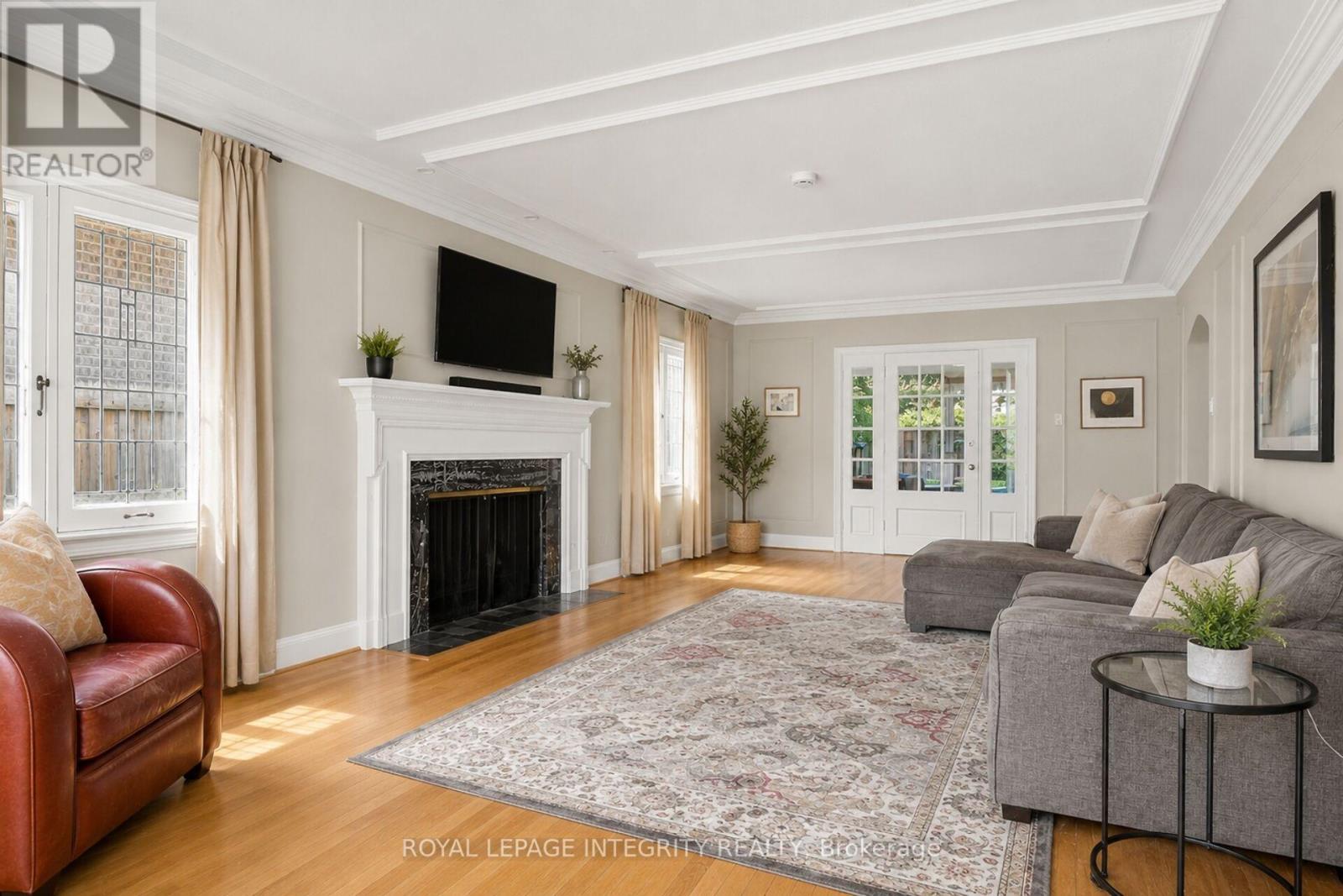 84 Riverdale Avenue Property Photo 7