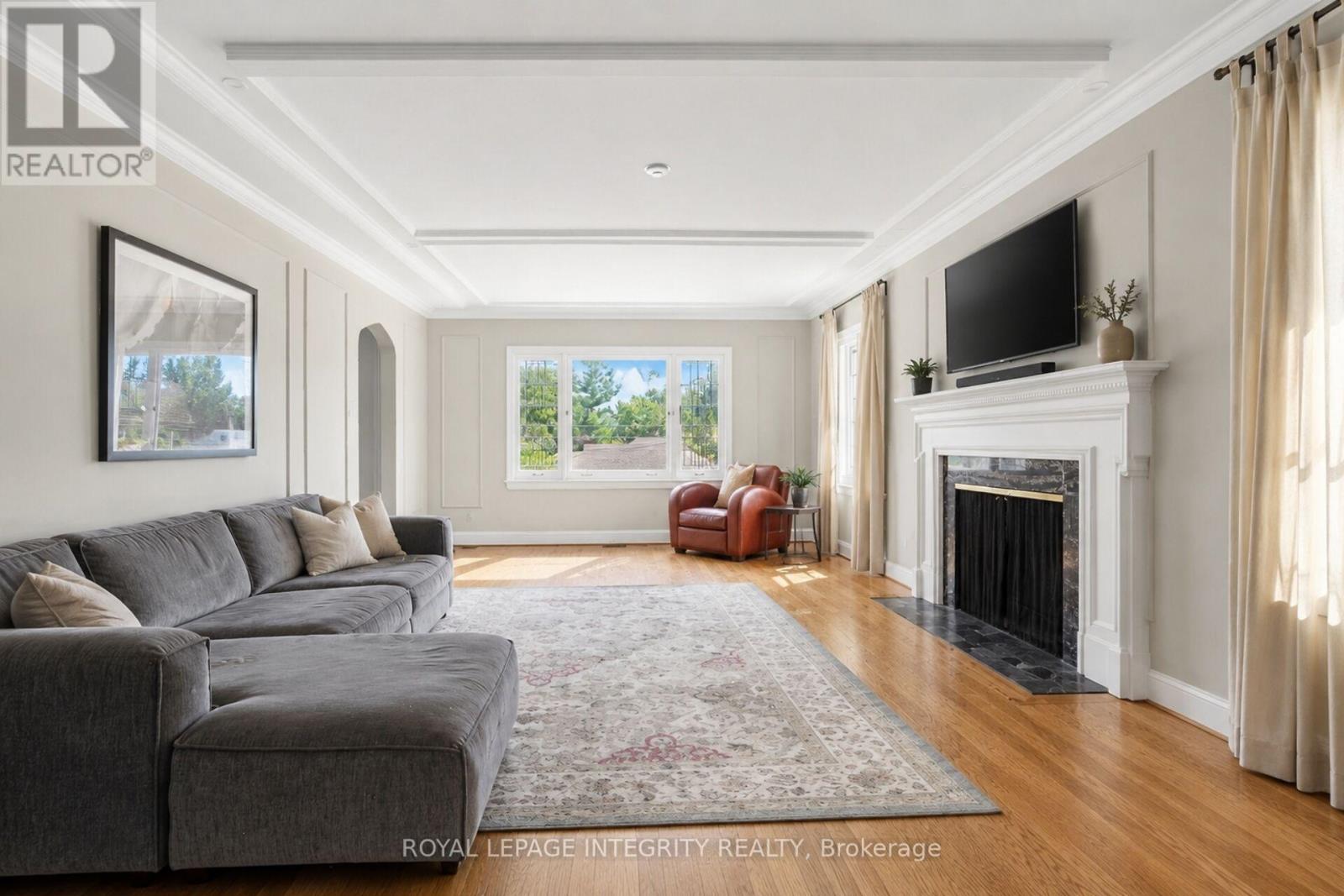 84 Riverdale Avenue Property Photo 8