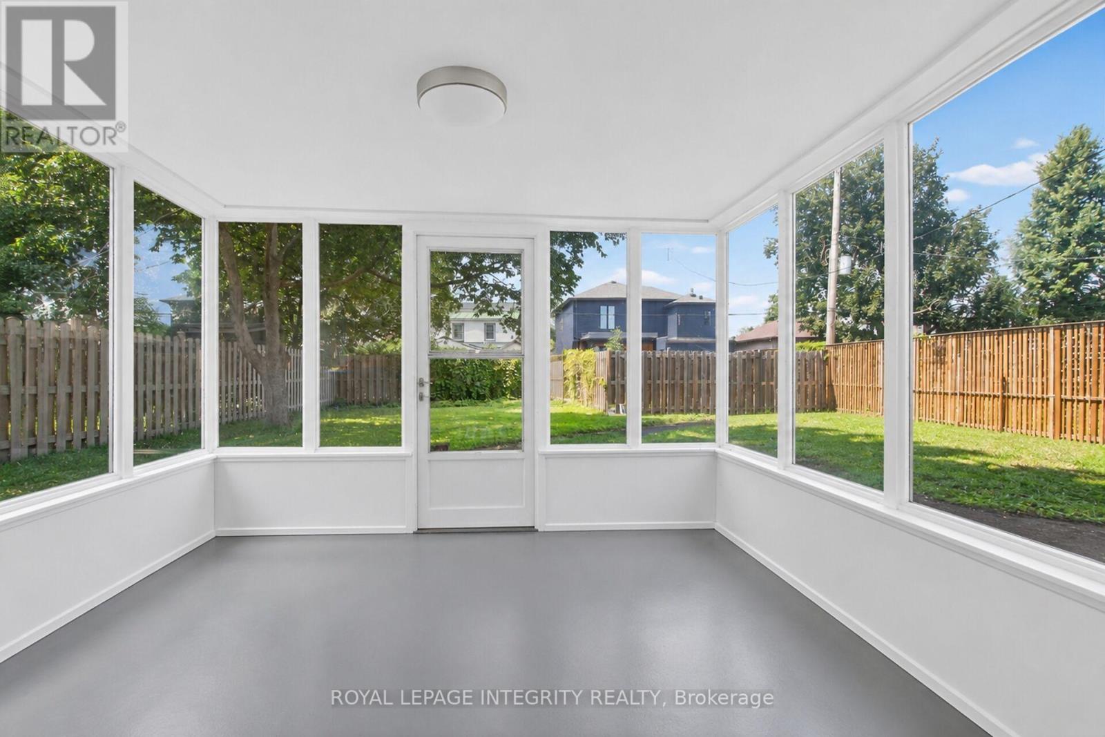 84 Riverdale Avenue Property Photo 30