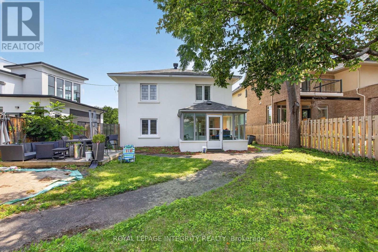 84 Riverdale Avenue Property Photo 31