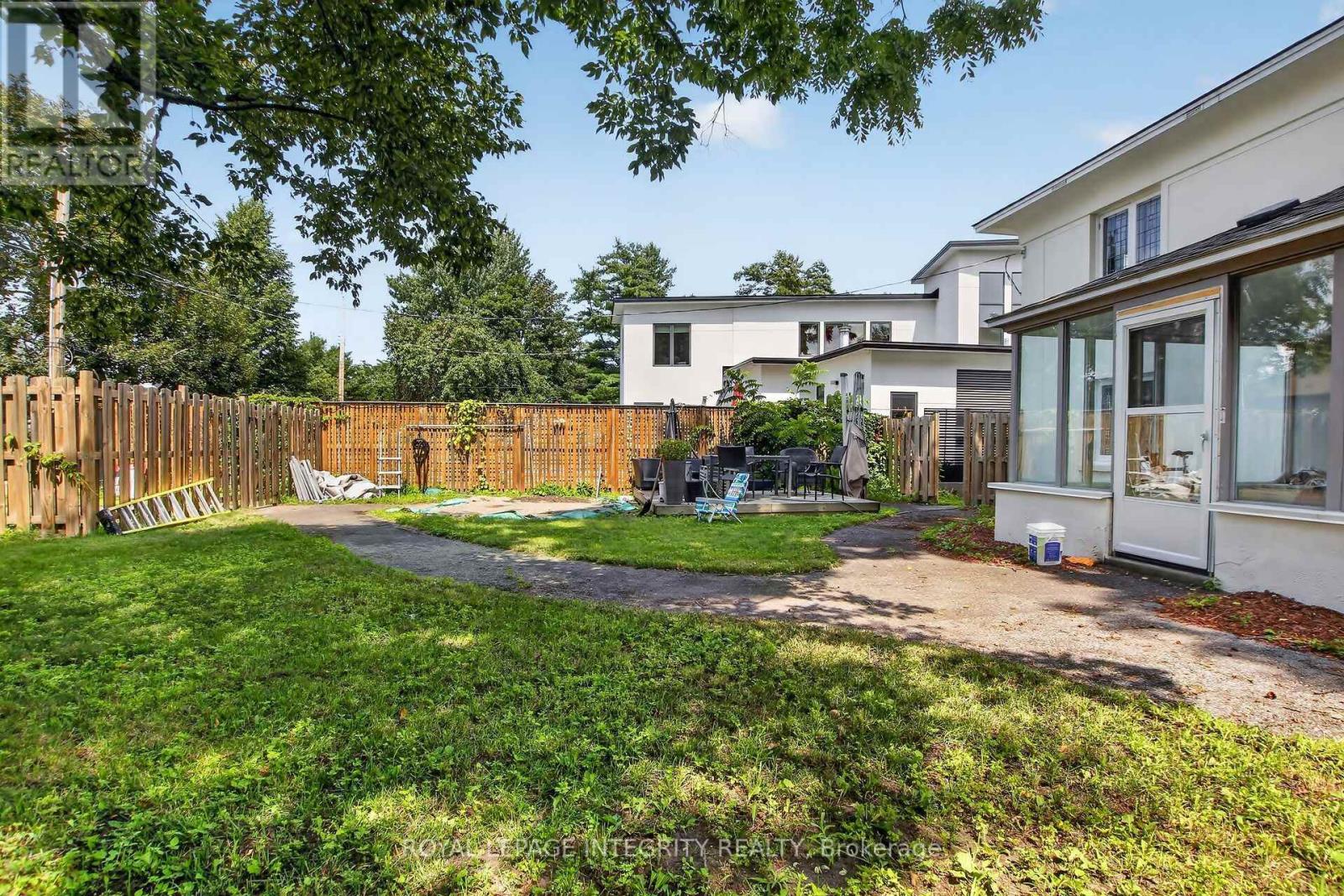84 Riverdale Avenue Property Photo 33