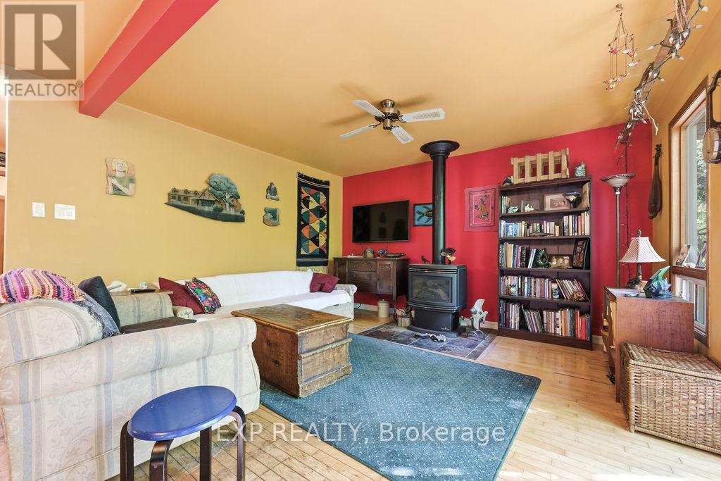 2205 Calabogie Road Property Photo 15
