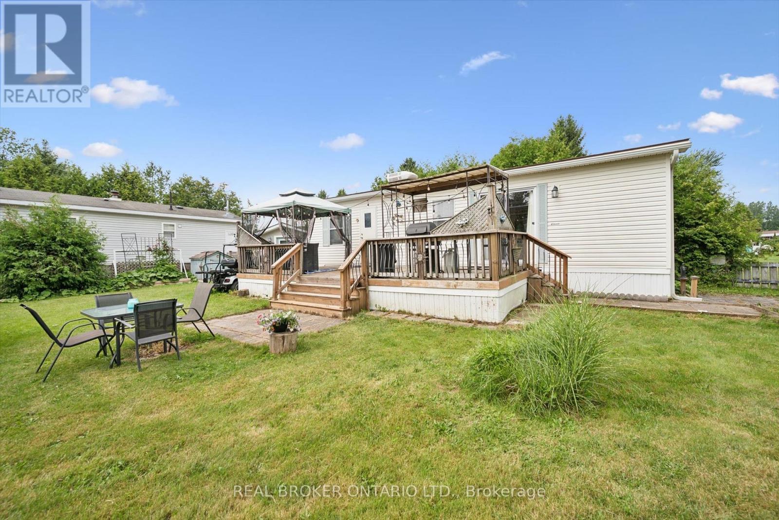 218 Beach Road Property Photo 6