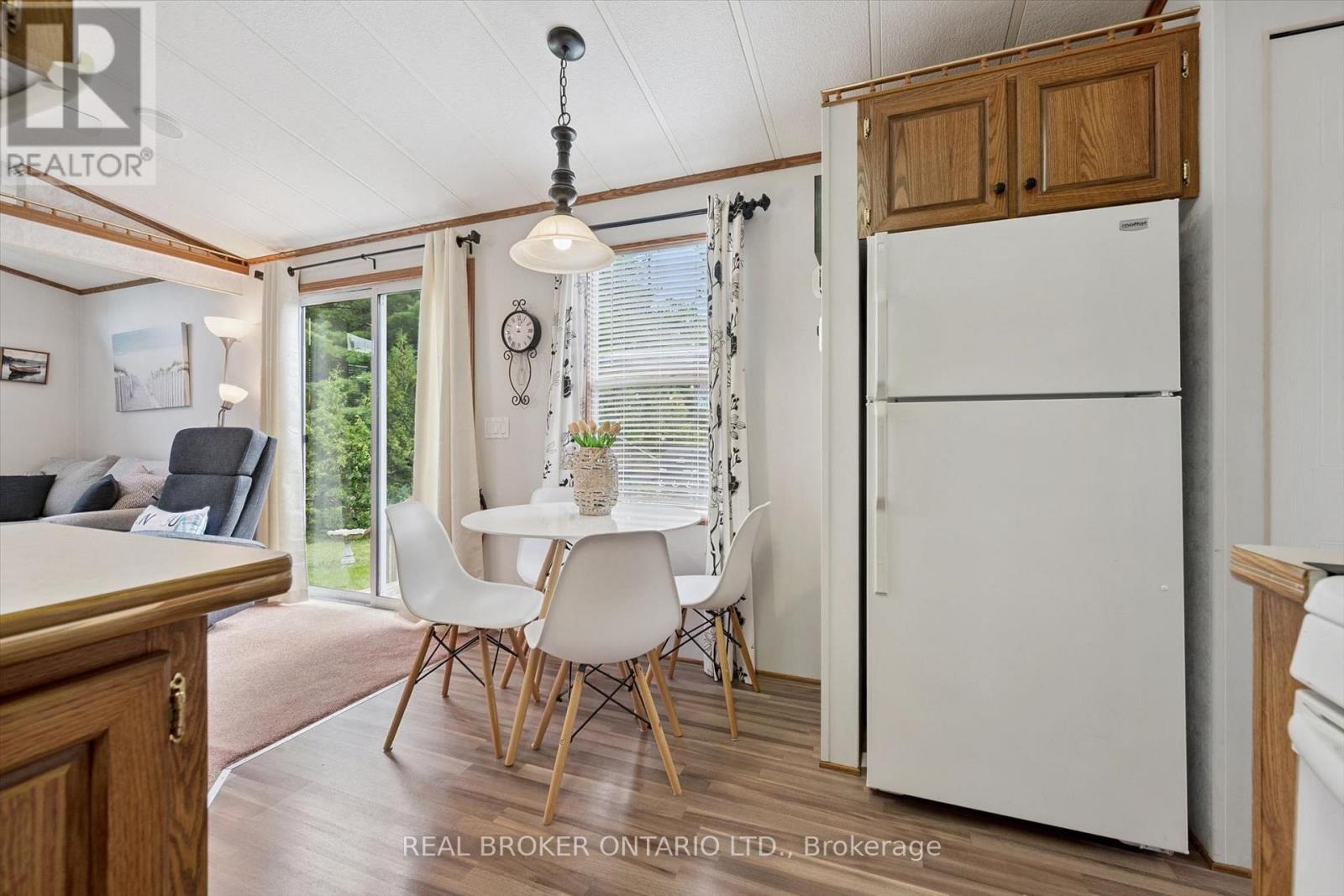 218 Beach Road Property Photo 13