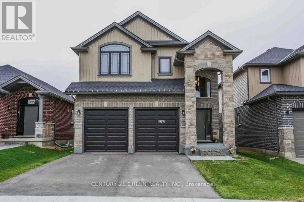 UPPER LEVEL - 1221 GOUGH ROAD