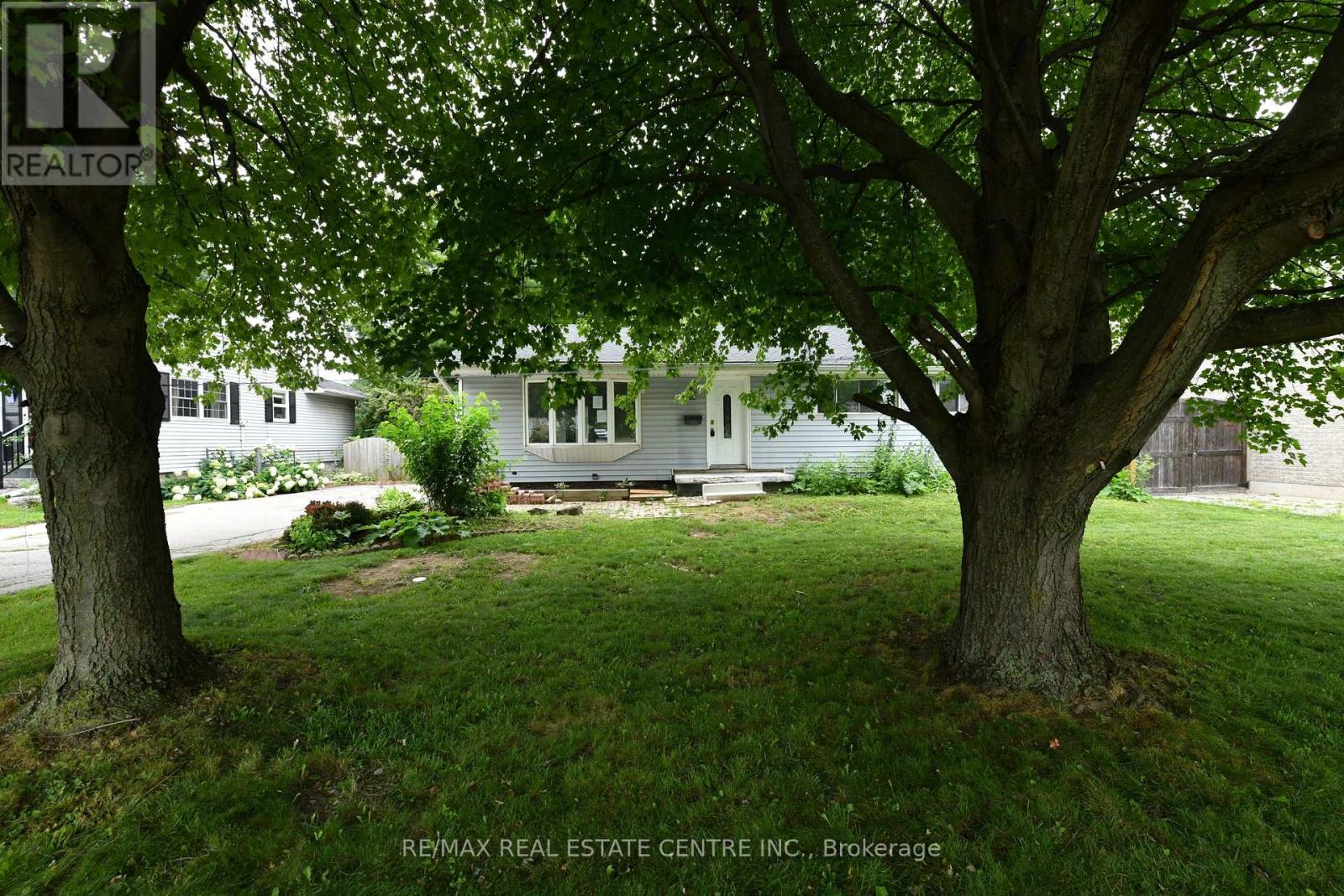 15 Miller Drive Photo de la propriété 1