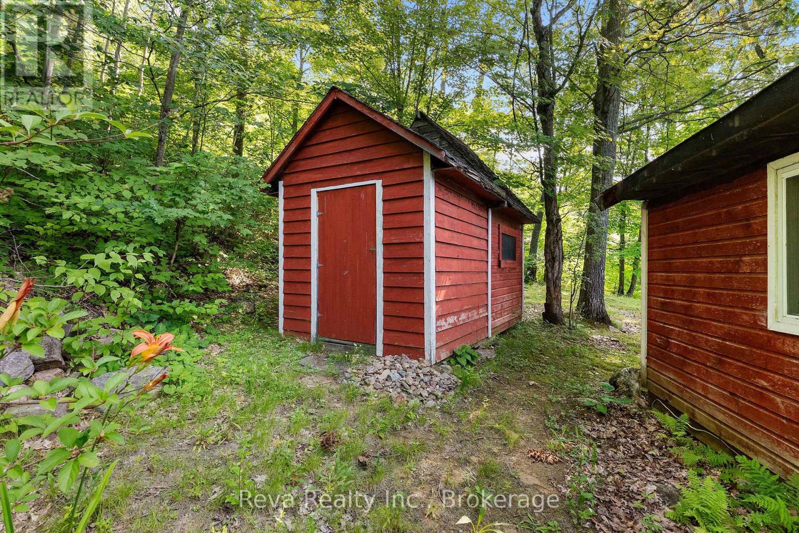 743 Baptiste Lake North Shore Property Photo 24
