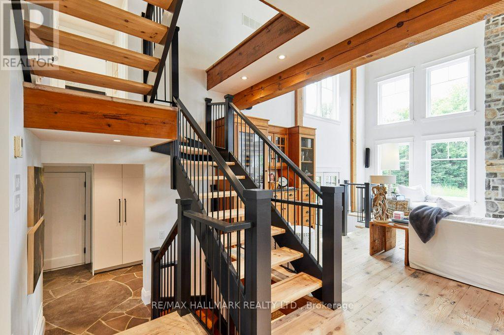 136 Snowbridge Way Property Photo 21