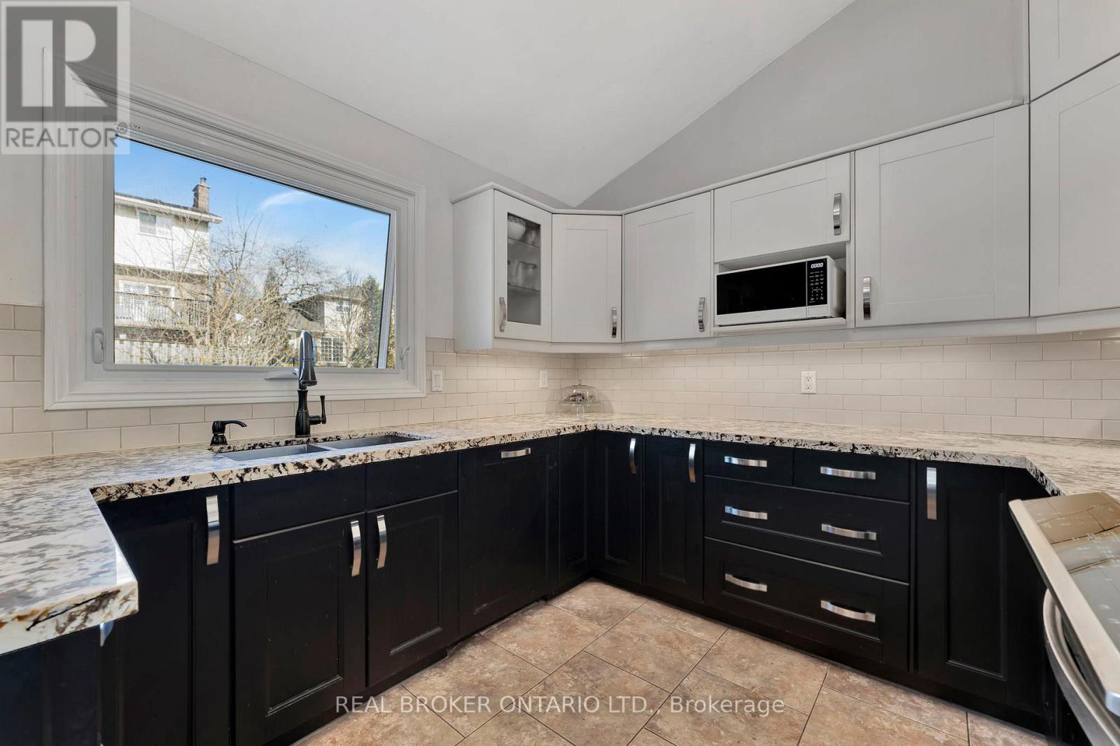 52 Beckett Drive Property Photo 15