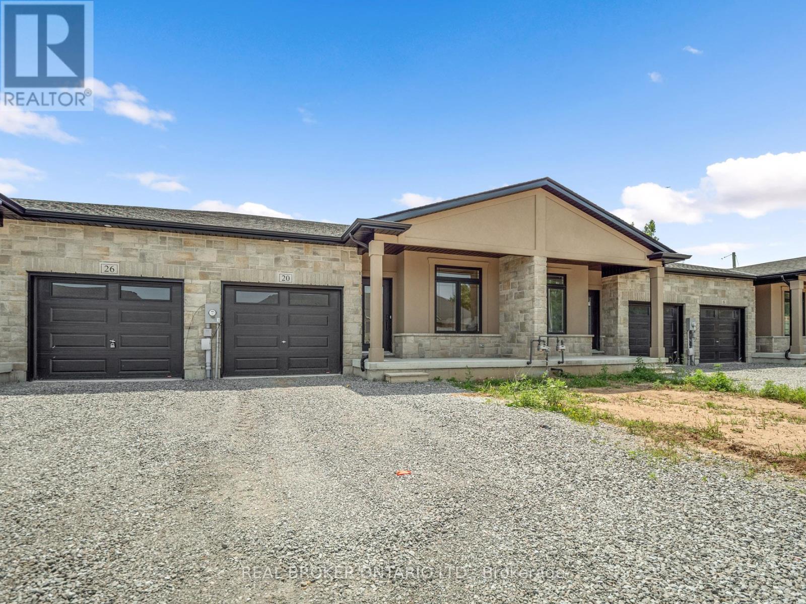 20 Austin Drive Property Photo 2