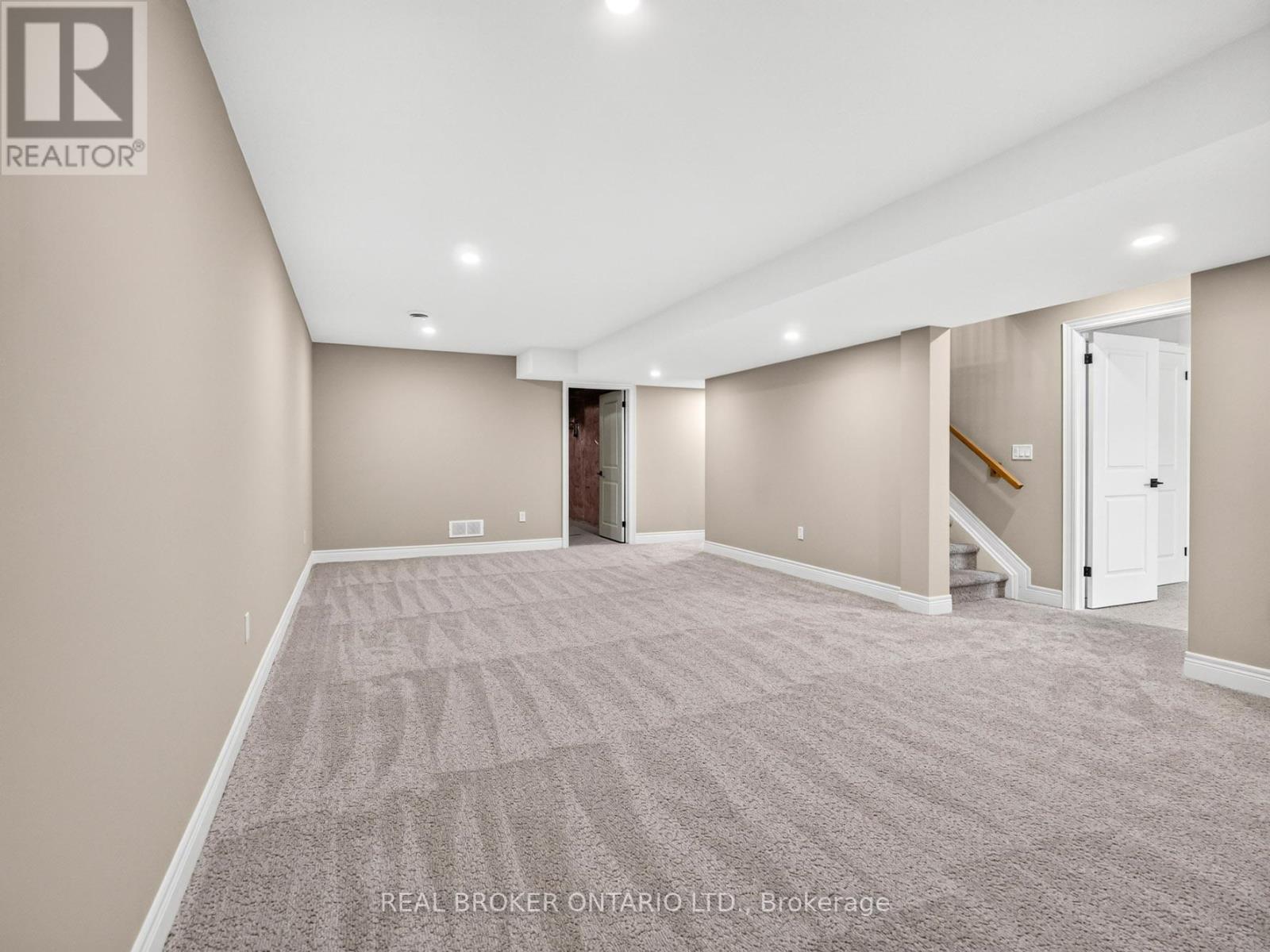 20 Austin Drive Property Photo 25