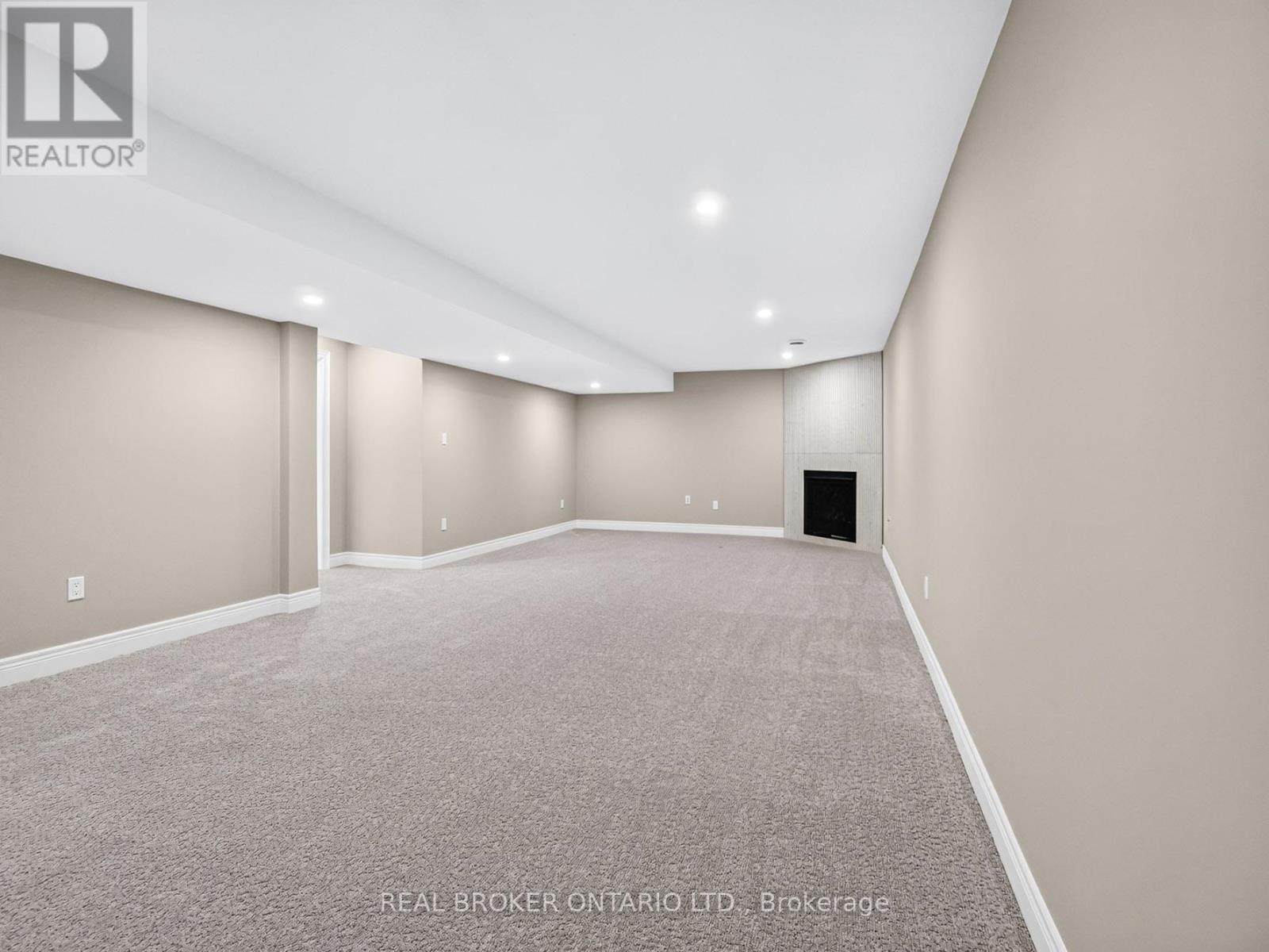 20 Austin Drive Property Photo 26