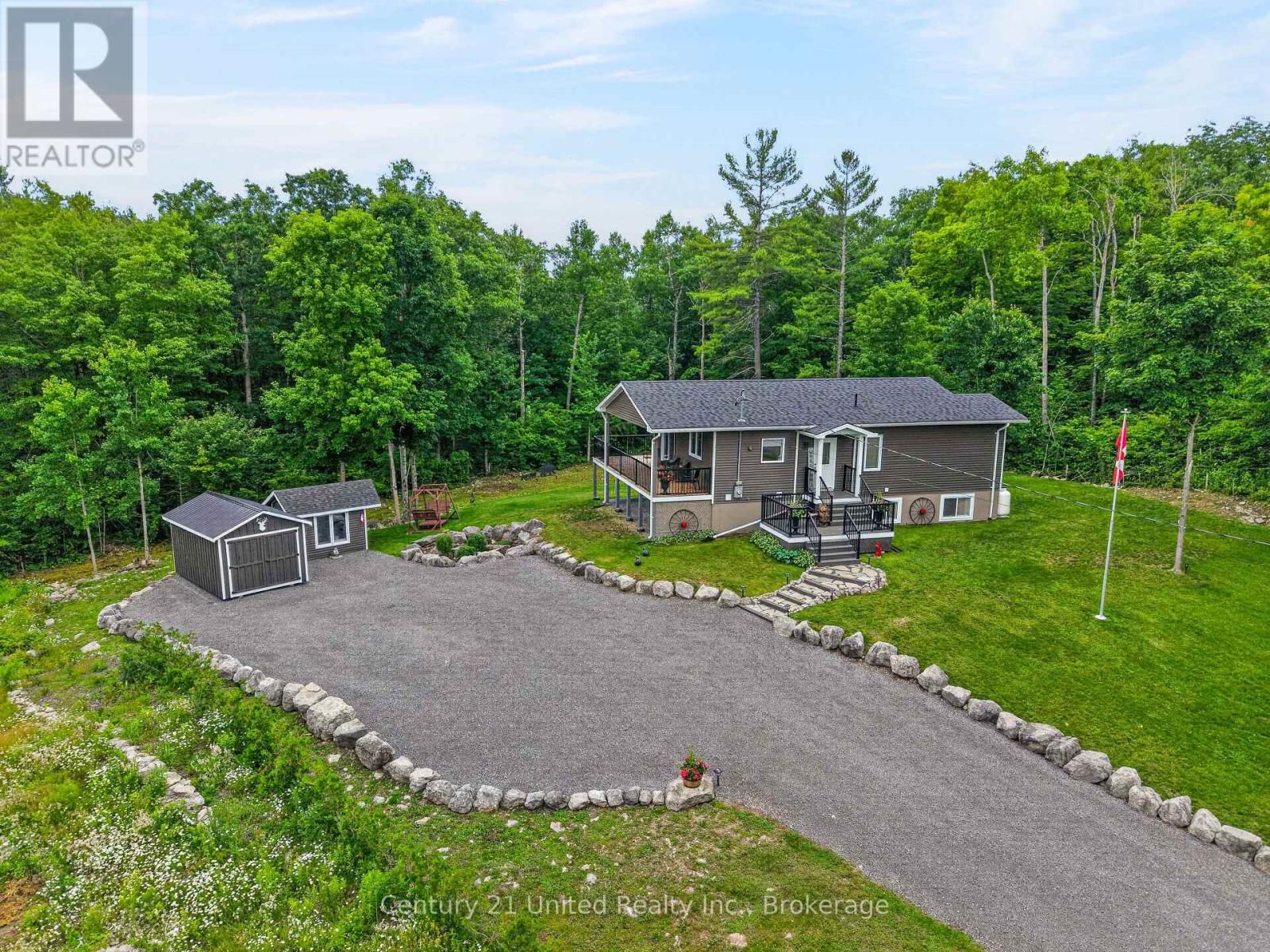 2995 12TH LINE E Property Photo 1